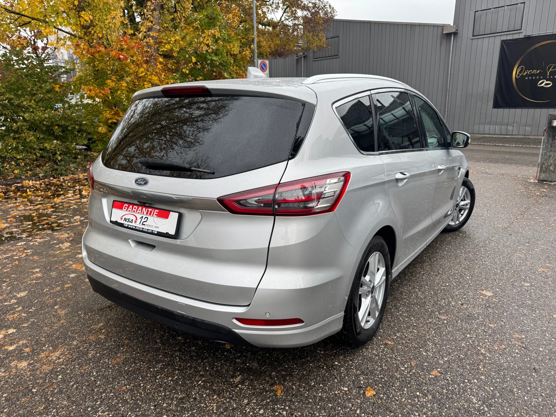 FORD S-Max 2.0 TDCi Titanium Automatic * Navi * LED * Klima-Auto * PDC V&H - RF.Kamera * Tempomat *-image-4