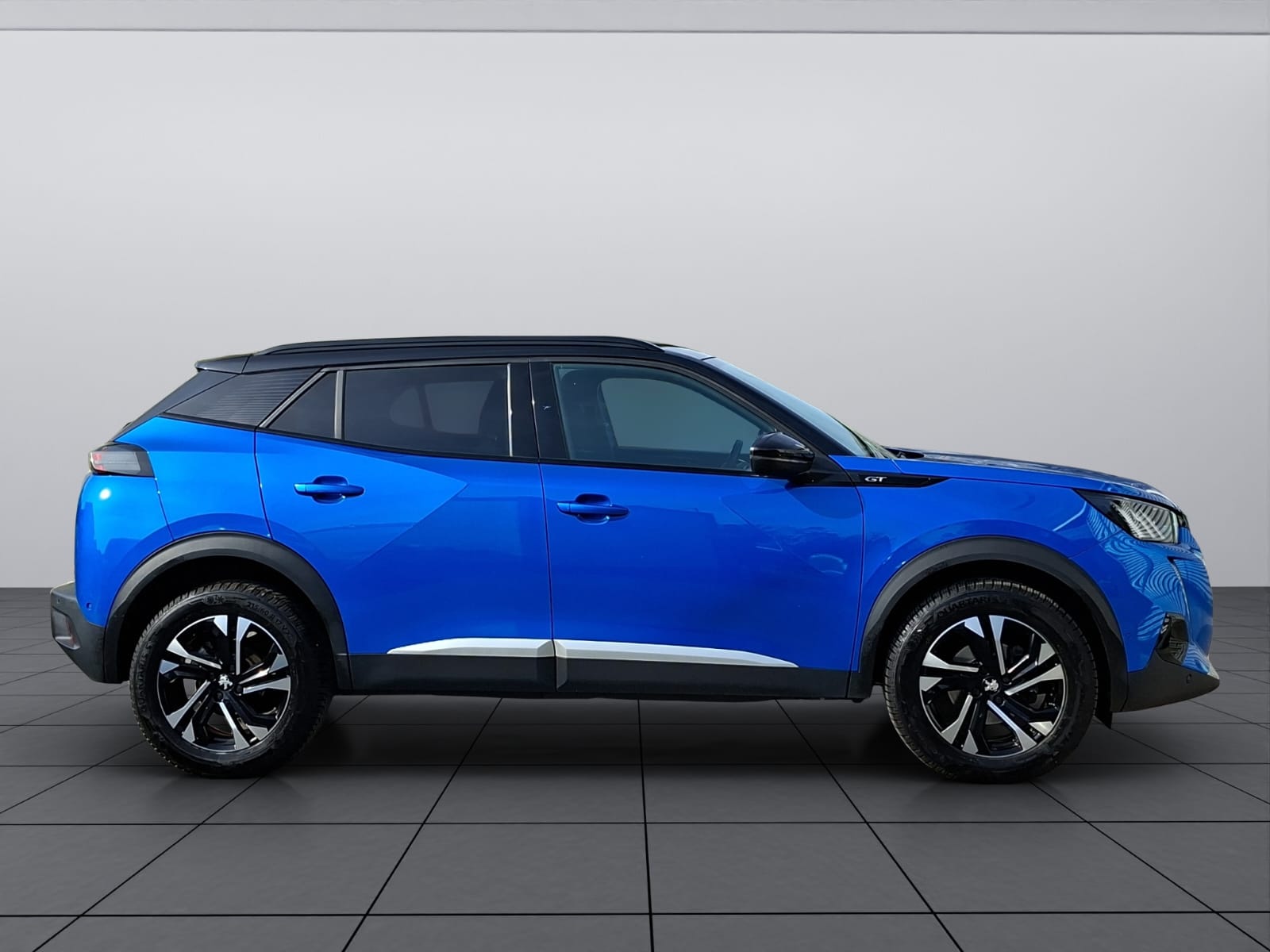 PEUGEOT 2008 1.2 PureTech GT Line EAT8-image-9
