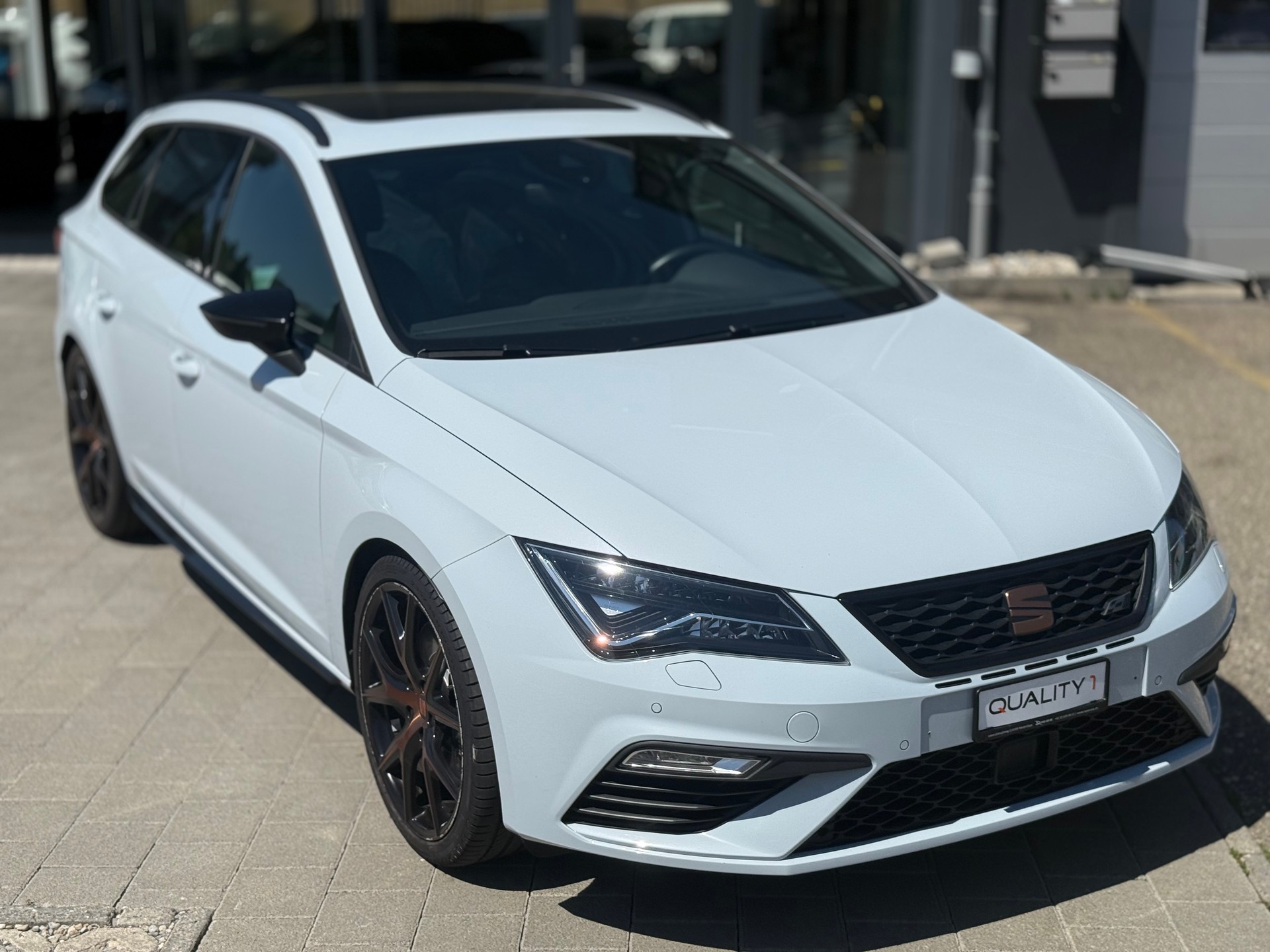 SEAT Cupra-image-1