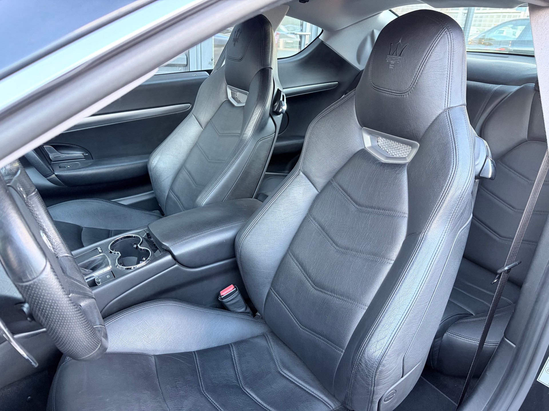 MASERATI Granturismo Sport-image-4