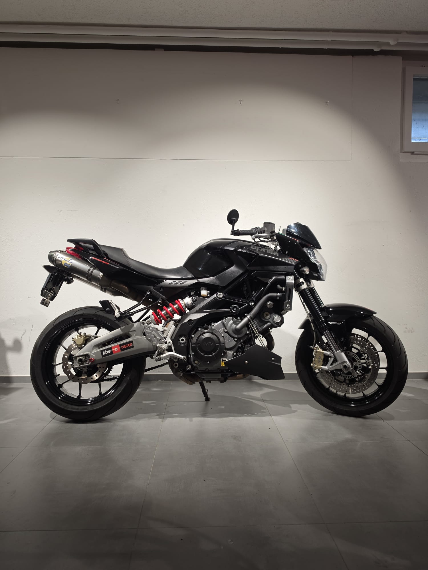 APRILIA Shiver