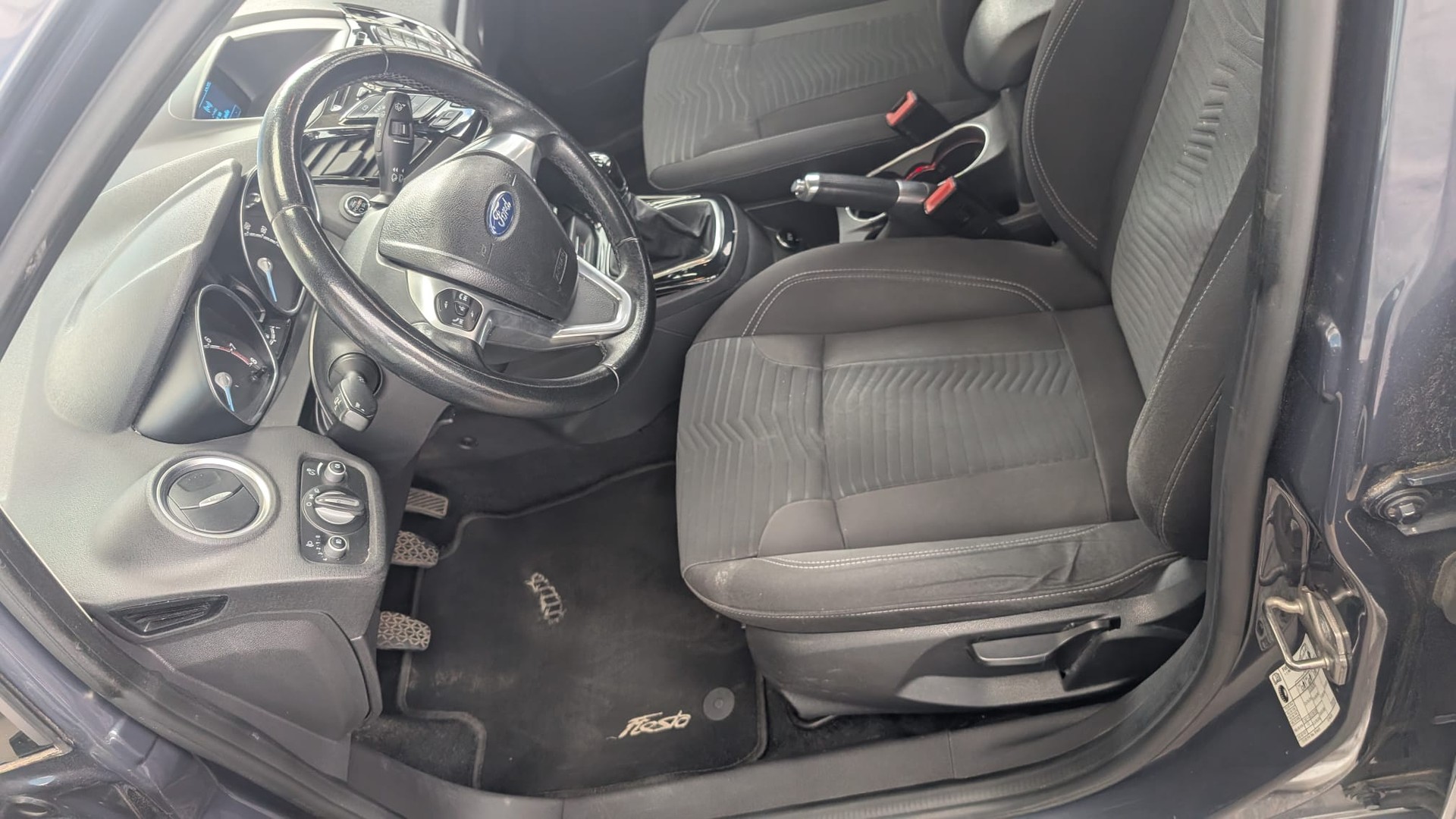 FORD 1.0 EcoB 100 Trend-image-1