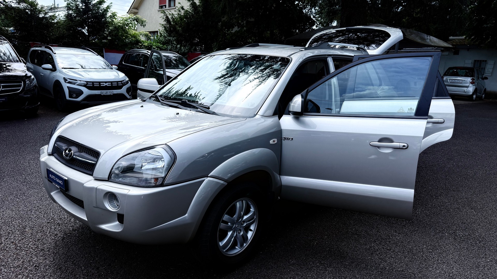HYUNDAI Tucson 2.0 Style 4WD-image-11