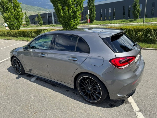 MERCEDES-BENZ A 35 AMG 4Matic Speedshift-image-3