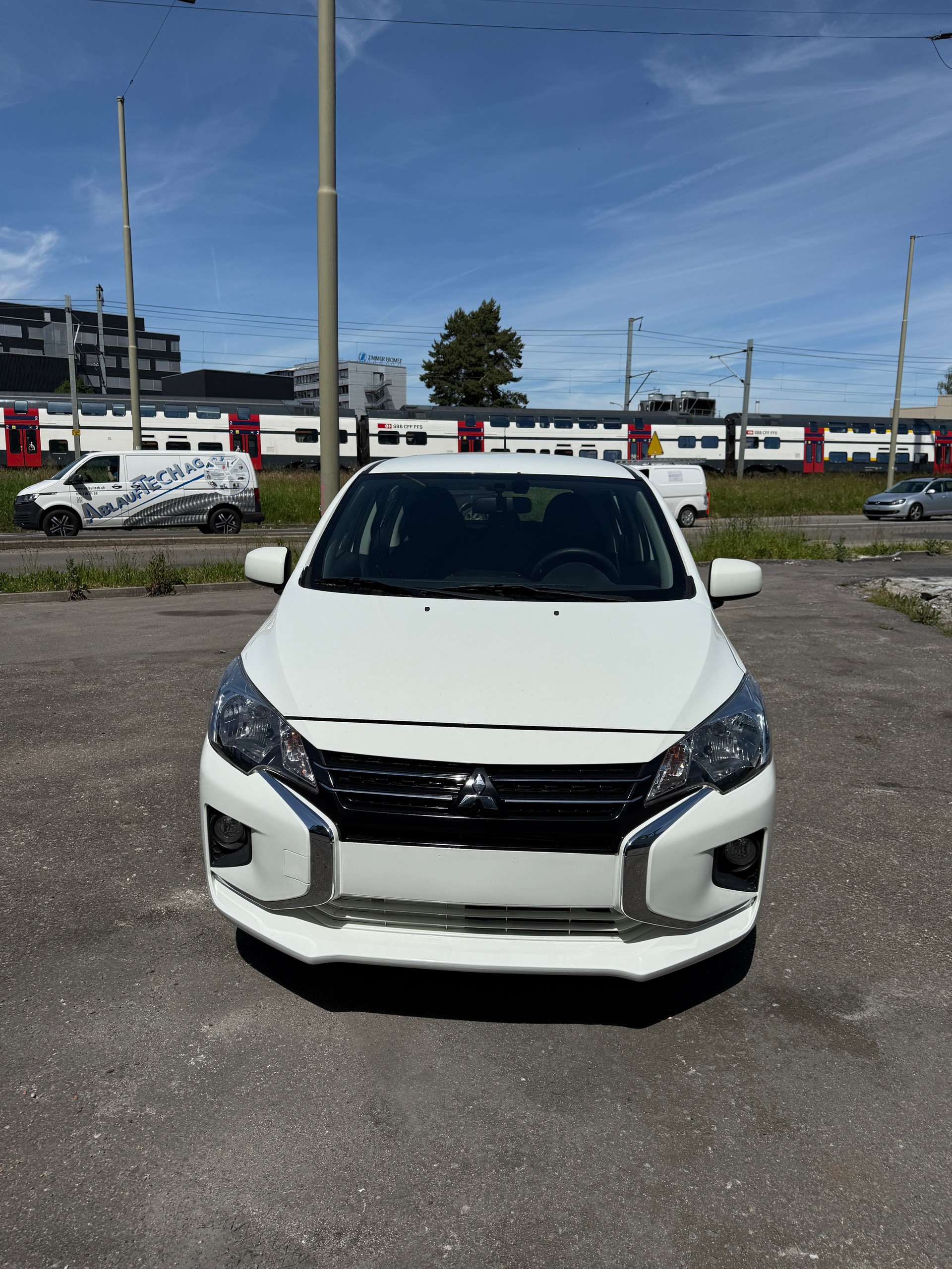 MITSUBISHI Space Star 1.2 CVT Intense+-image-3
