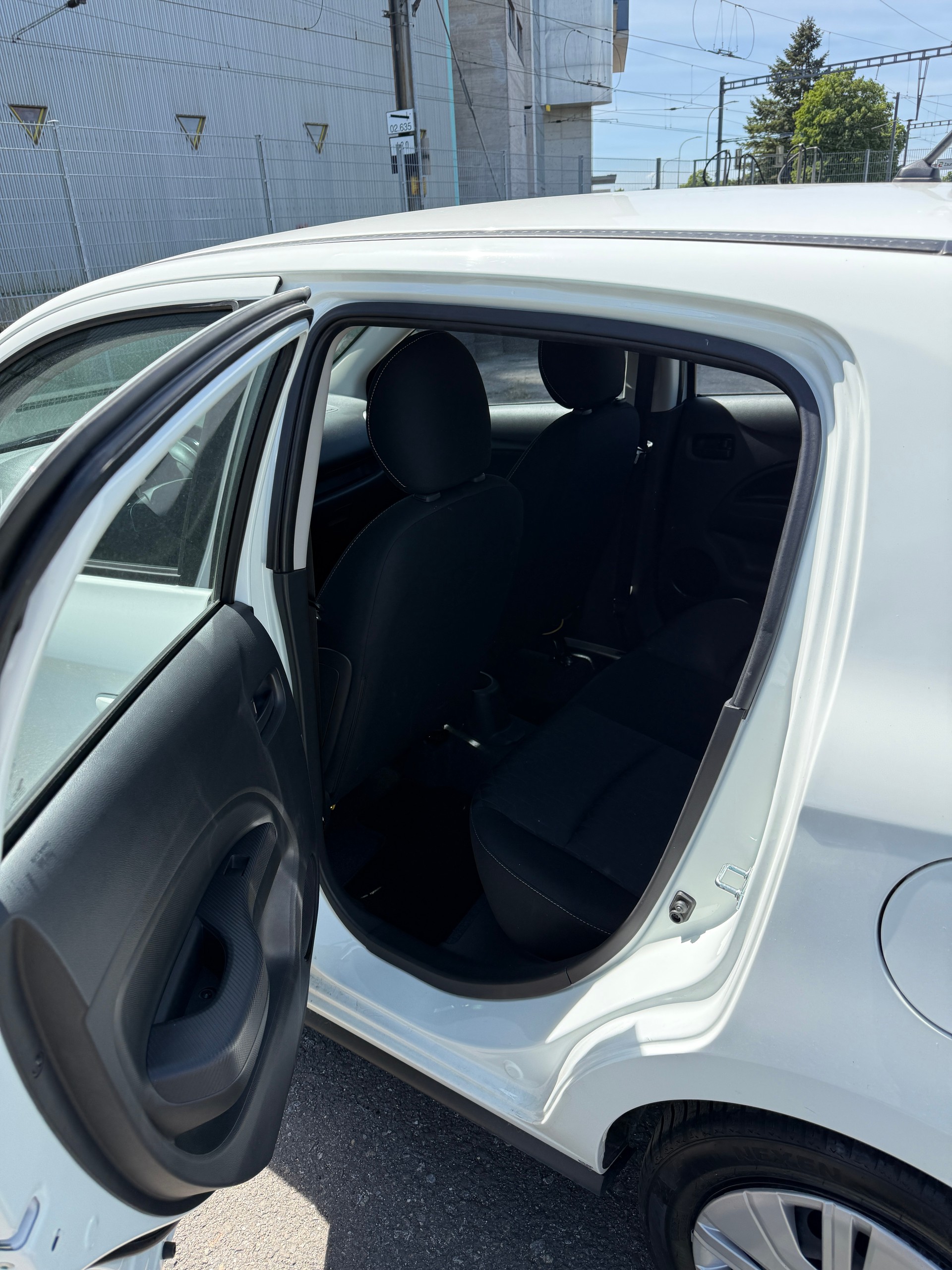 MITSUBISHI Space Star 1.2 CVT Intense+-image-8
