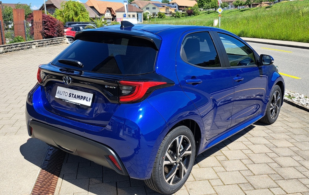 TOYOTA Yaris 1.5 Teamplayer Plus e-CVT-image-5