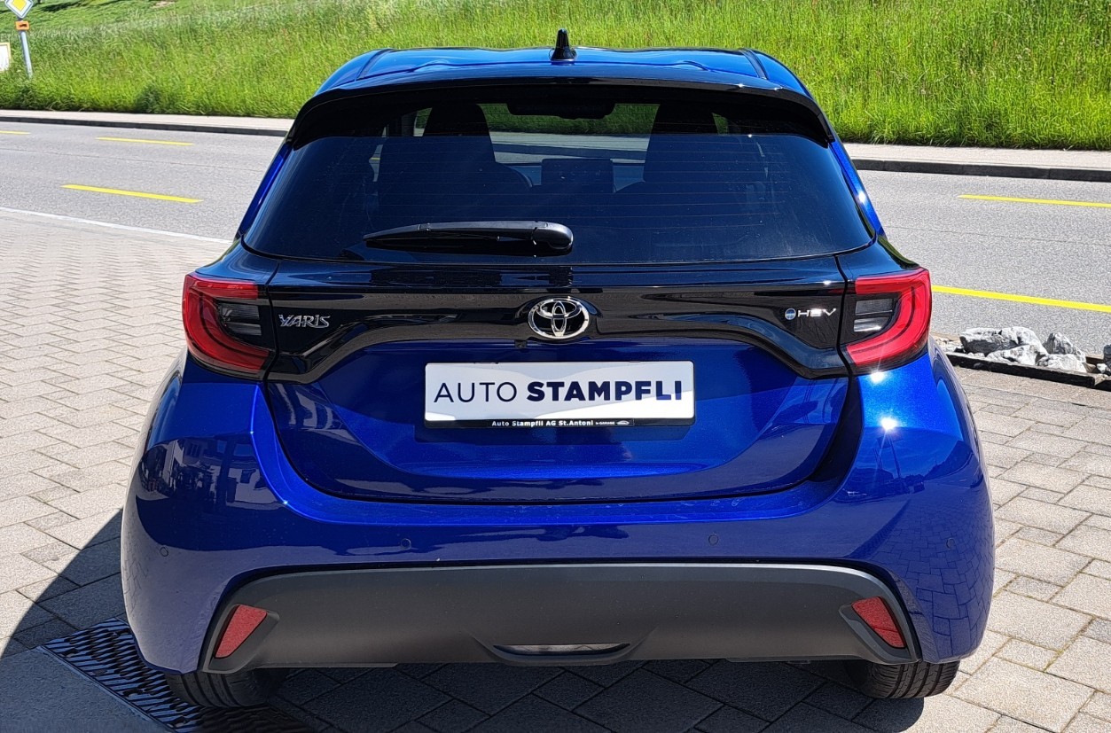 TOYOTA Yaris 1.5 Teamplayer Plus e-CVT-image-4