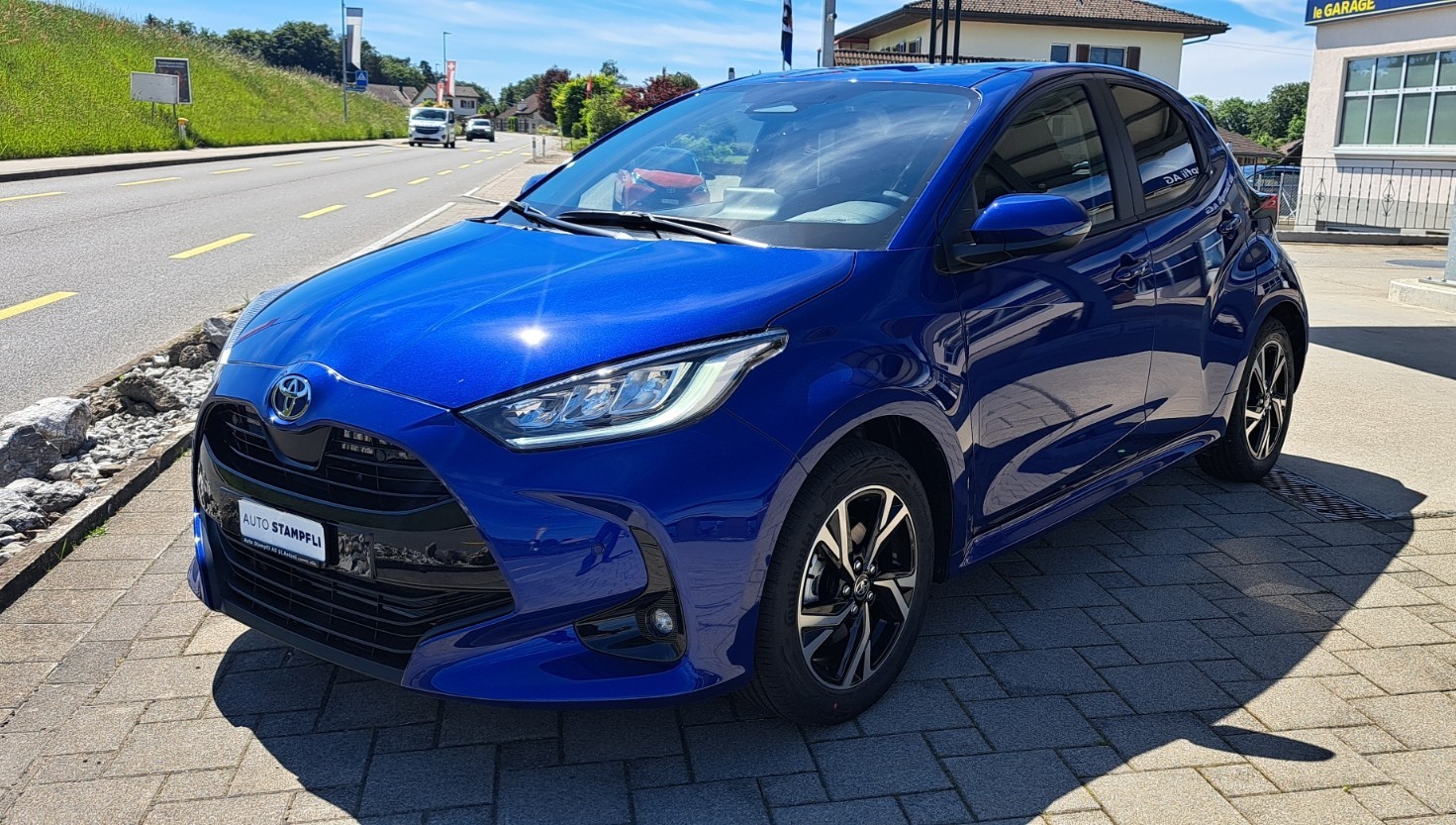 TOYOTA Yaris 1.5 Teamplayer Plus e-CVT-image-1