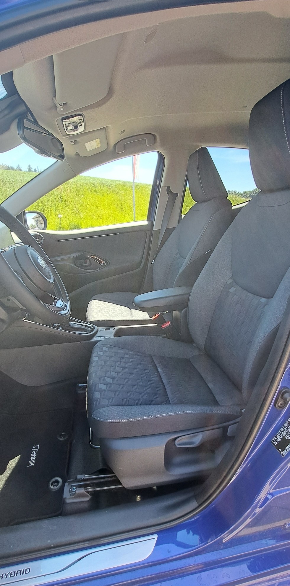 TOYOTA Yaris 1.5 Teamplayer Plus e-CVT-image-8