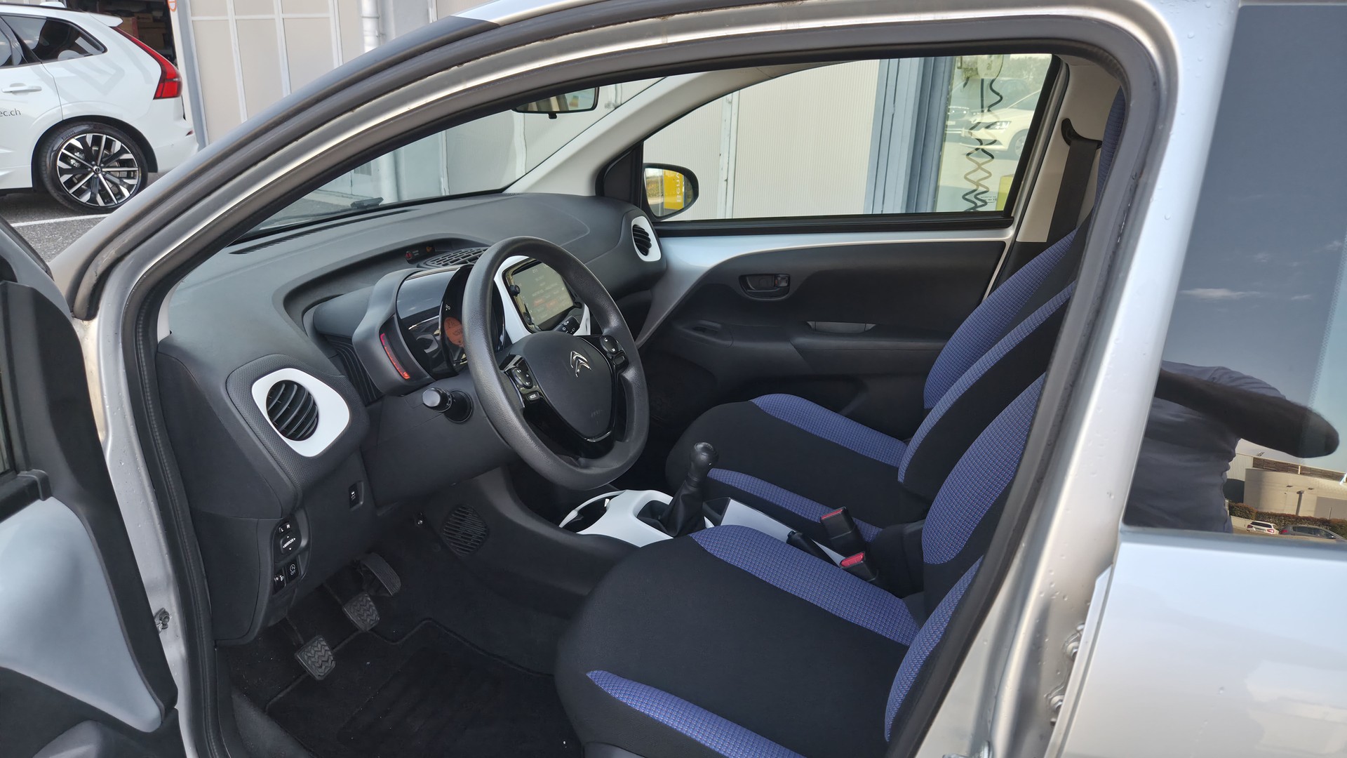 CITROEN C1 1.0 VTi Feel Airscape Stop&Start-image-11