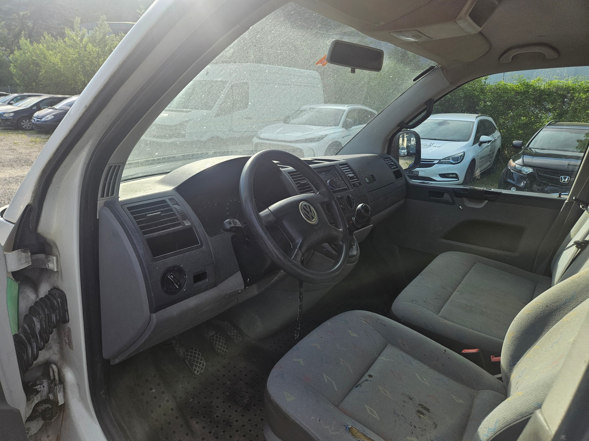 VW T5 1.9 TDI PD-image-4