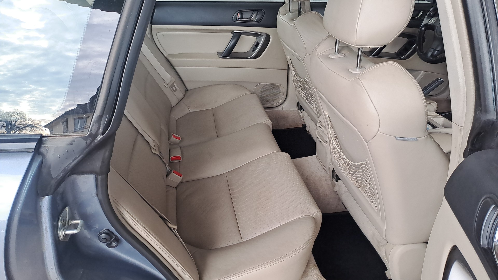 SUBARU Legacy 3.0R AWD Executive-image-13