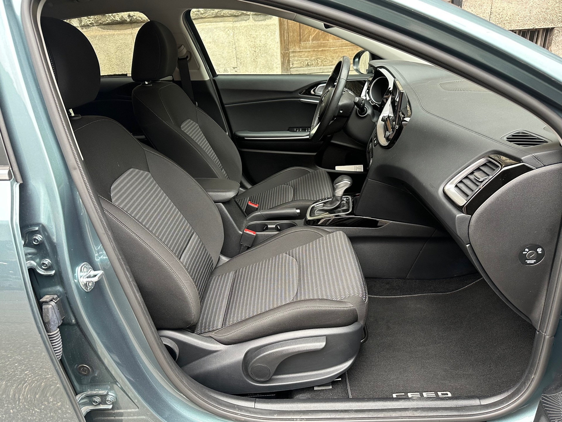 KIA Ceed 1.5 T-GDi Power DCT-image-11