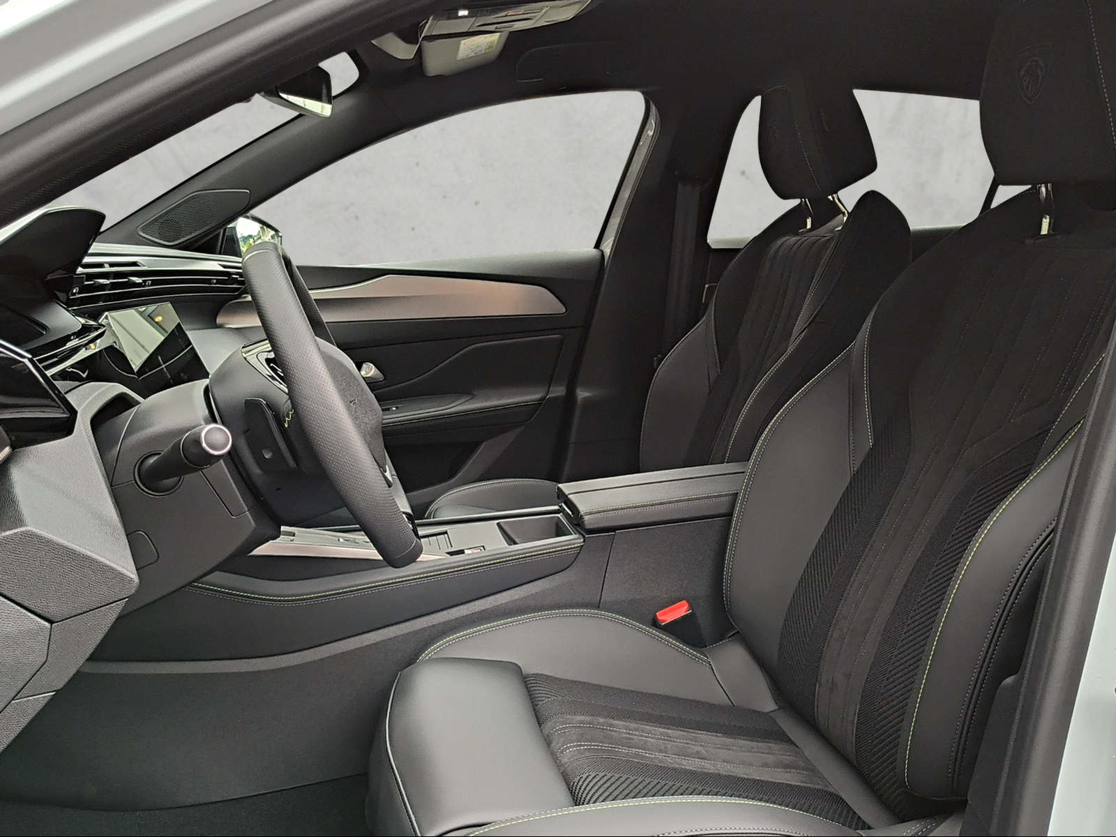 PEUGEOT 308 1.2 Hybrid GT-image-9
