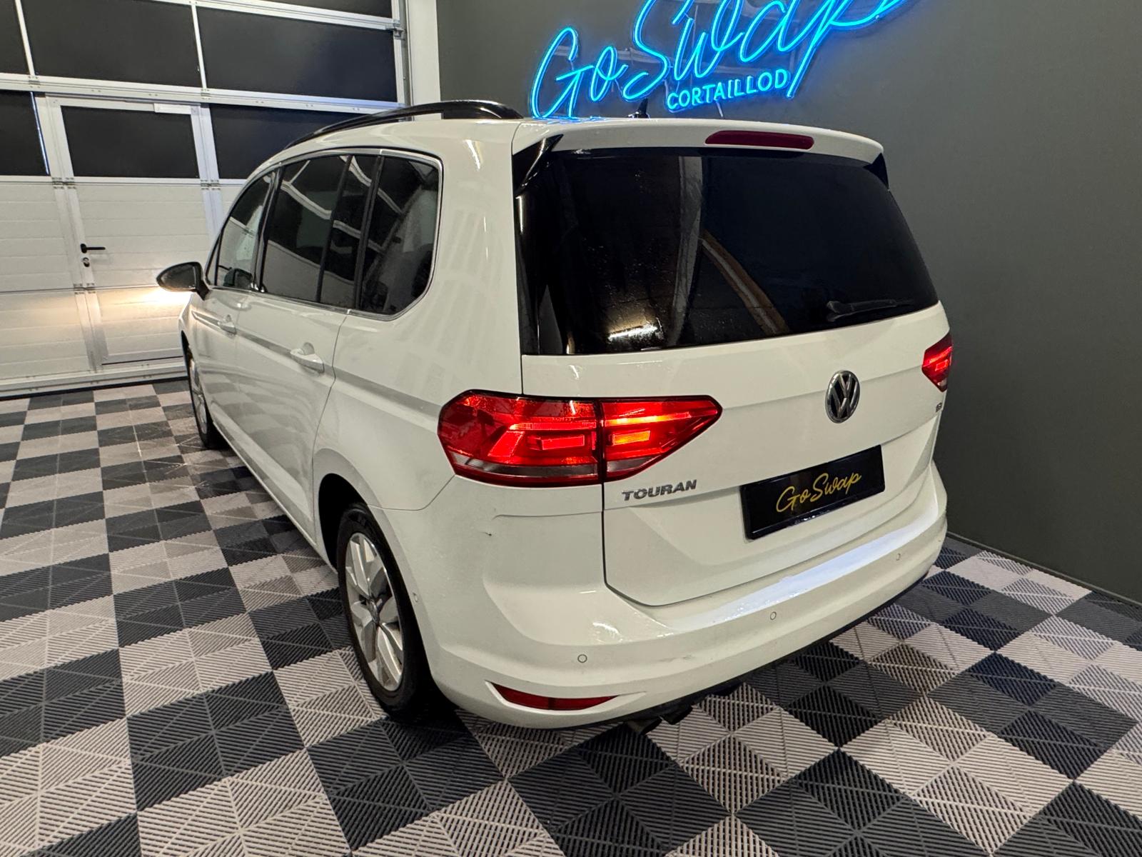 VW Touran 1.4 TSI BlueMotion Technology Comfortline DSG-image-3