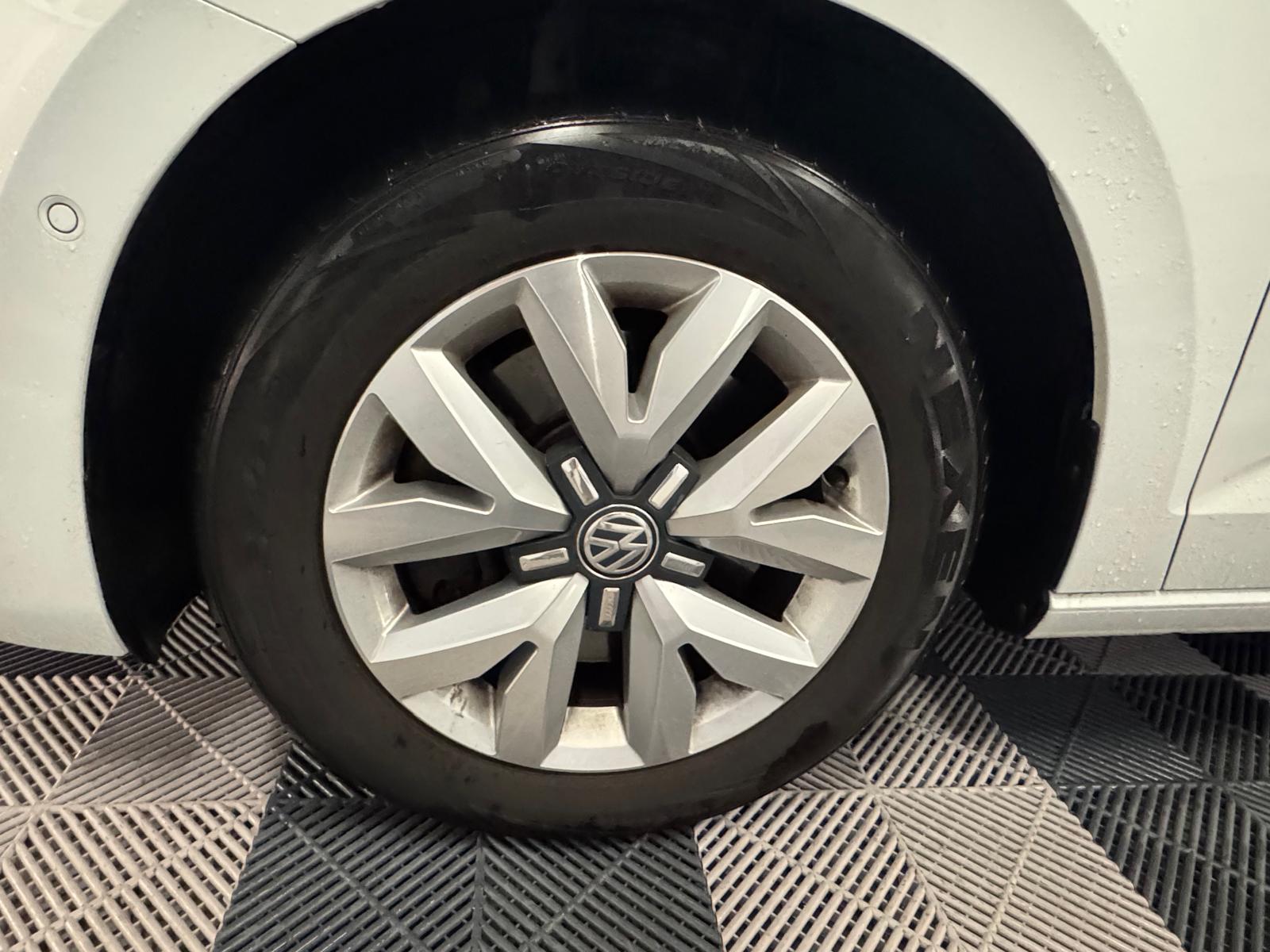 VW Touran 1.4 TSI BlueMotion Technology Comfortline DSG-image-26