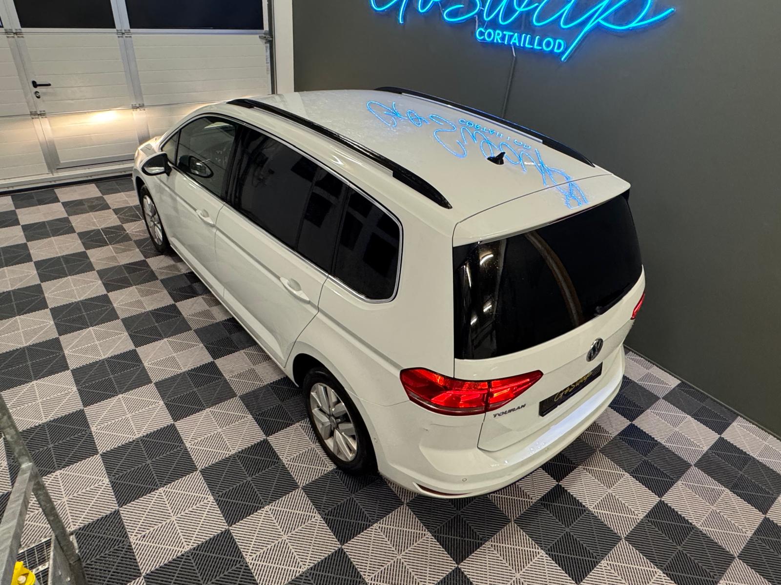 VW Touran 1.4 TSI BlueMotion Technology Comfortline DSG-image-2