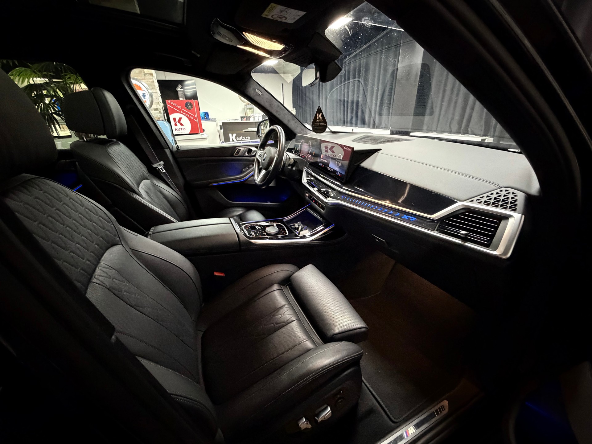BMW X7 xDrive 48V 40d M Sport Pro Steptronic-image-28