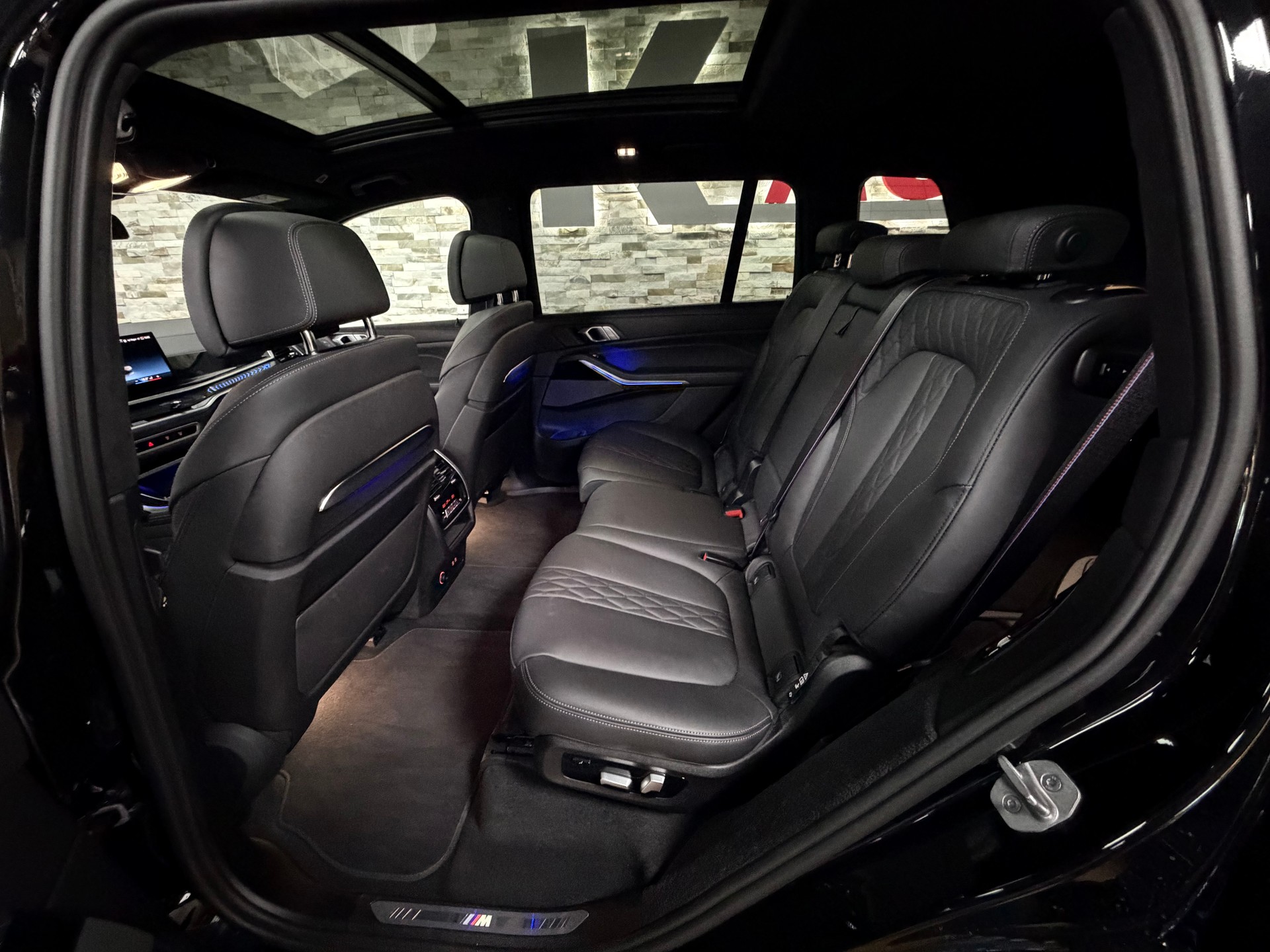 BMW X7 xDrive 48V 40d M Sport Pro Steptronic-image-25