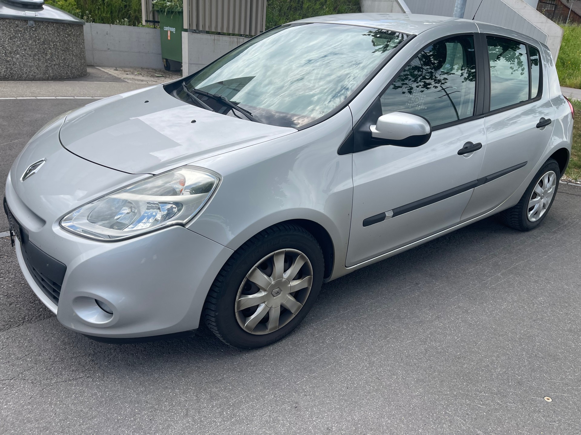 RENAULT Clio 1.2 16V Turbo Night&Day-image-1