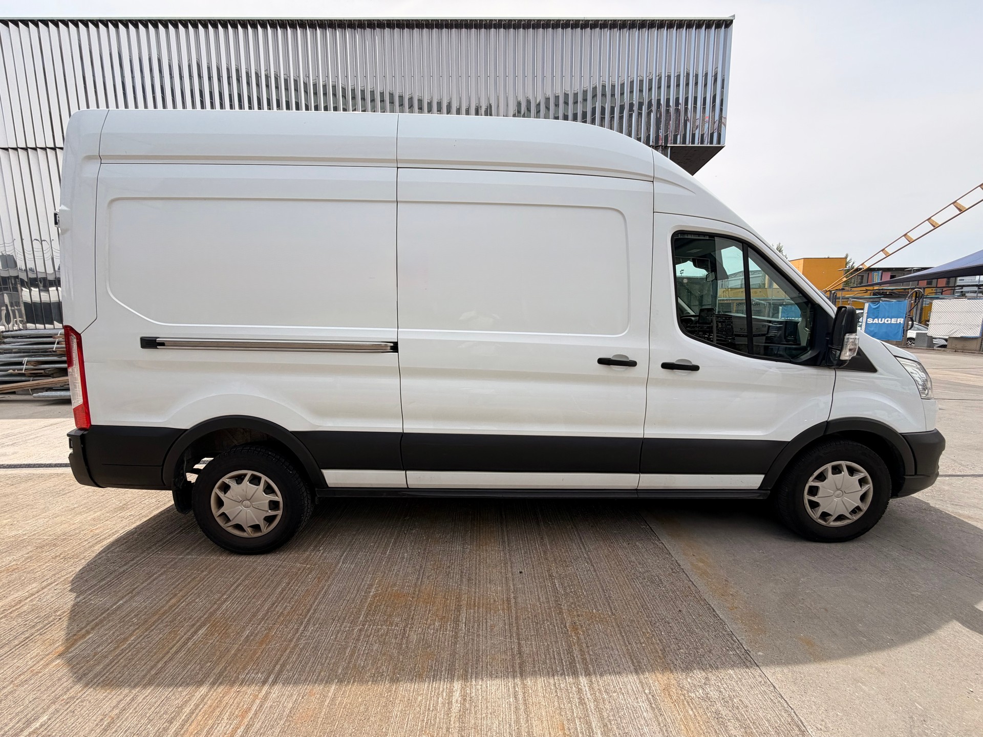FORD Transit Van 350 L3 H3 Trend 2.0 TDCi 130 FWD-image-4