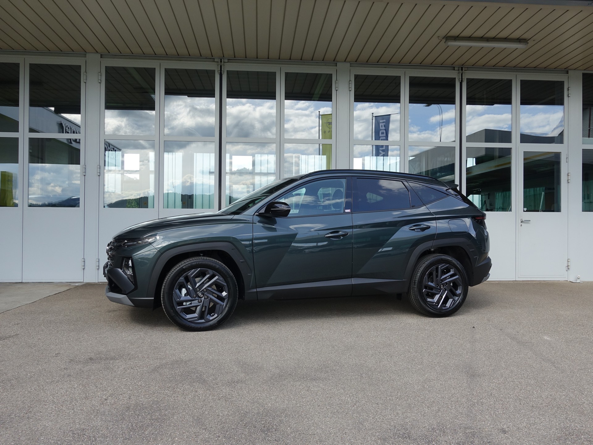 HYUNDAI Tucson 1.6 HEV Origo Black Line 4WD-image-15