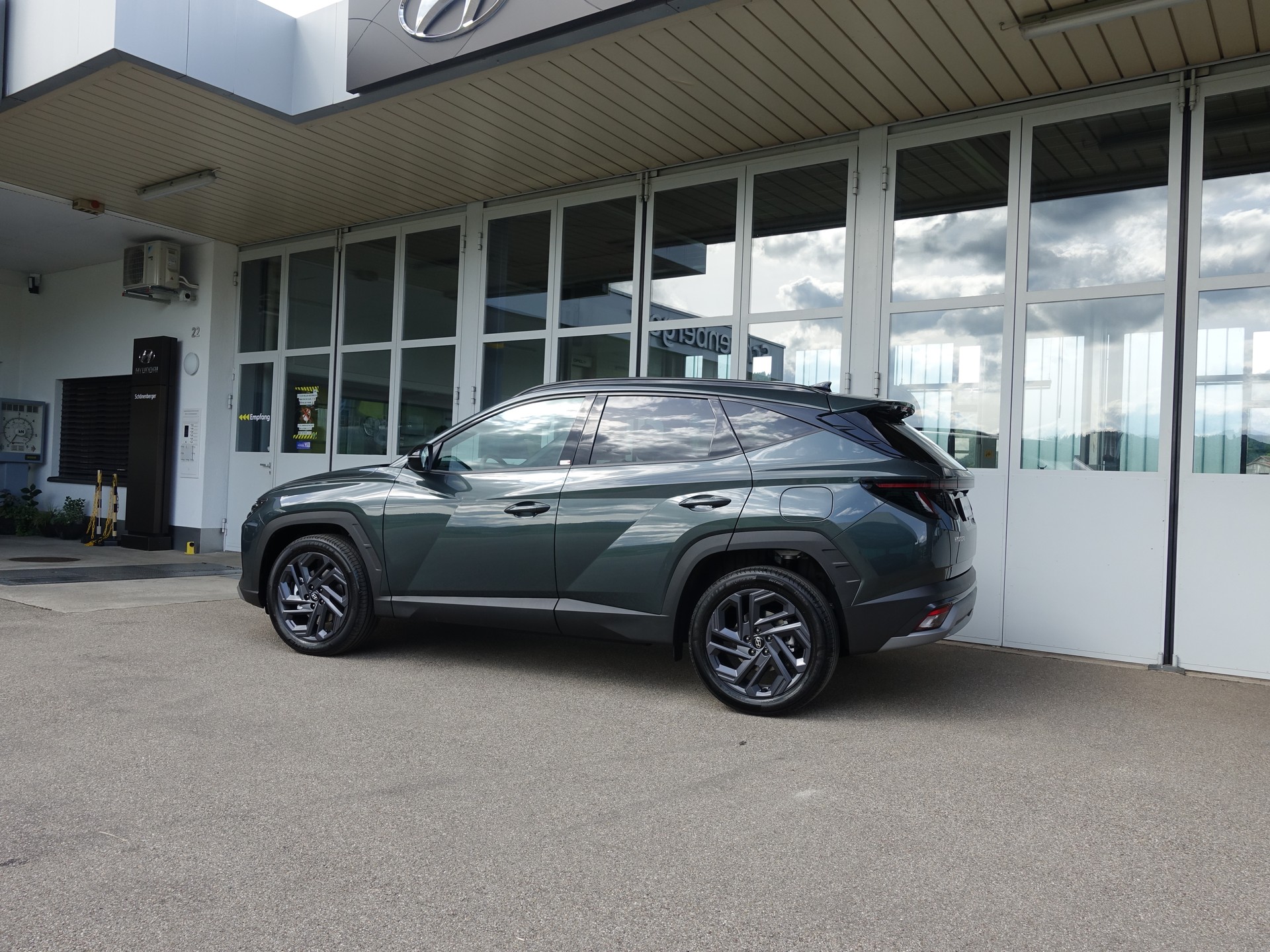 HYUNDAI Tucson 1.6 HEV Origo Black Line 4WD-image-16