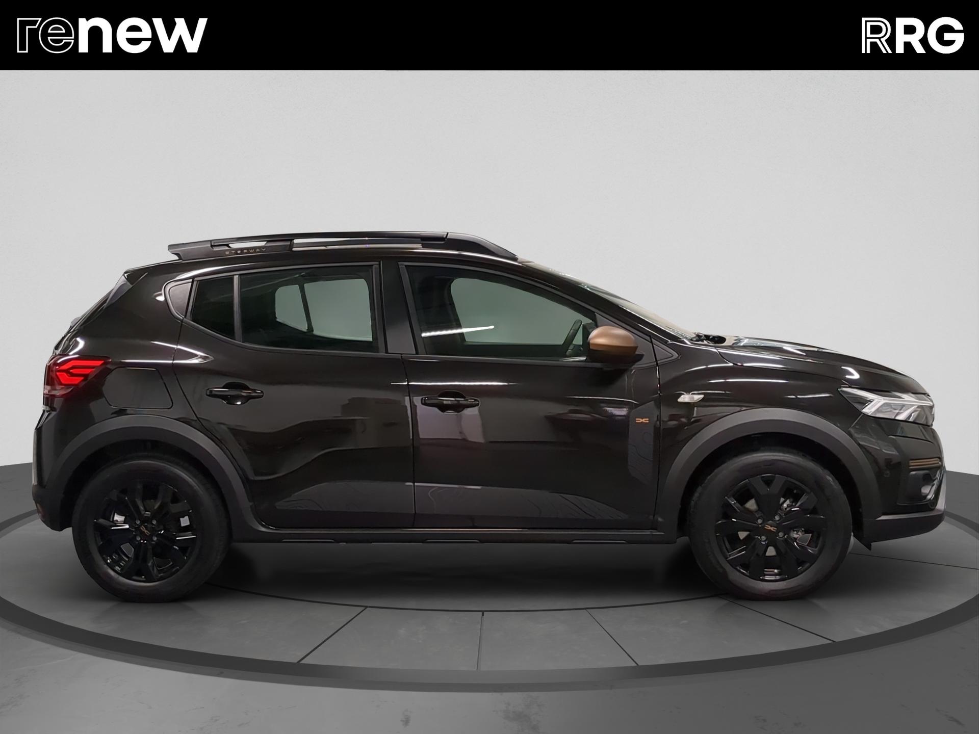 DACIA Sandero Stepway TCe 110 Extreme+-image-1
