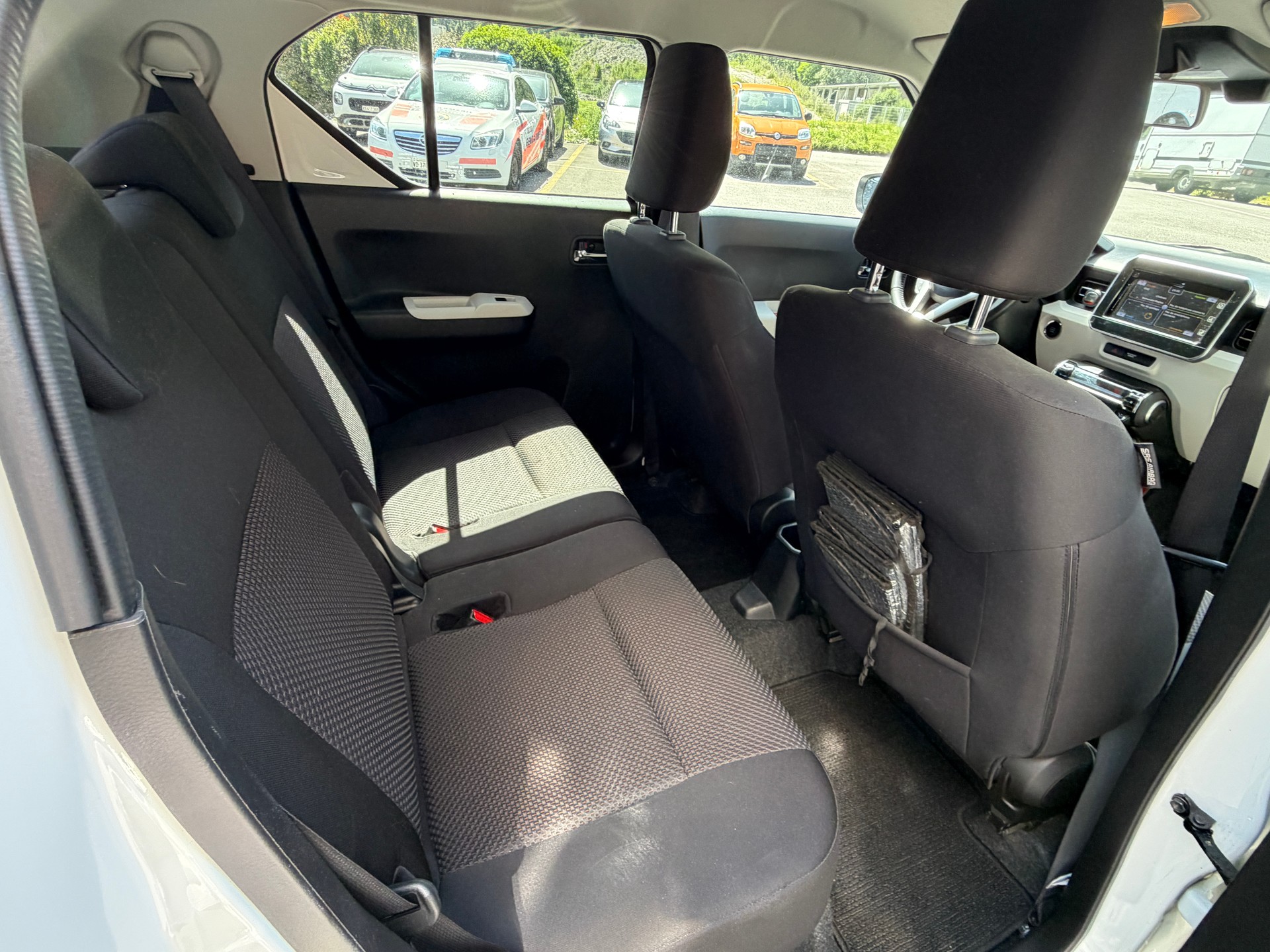 SUZUKI Ignis 1.2i Compact Top Hybrid 4x4-image-13