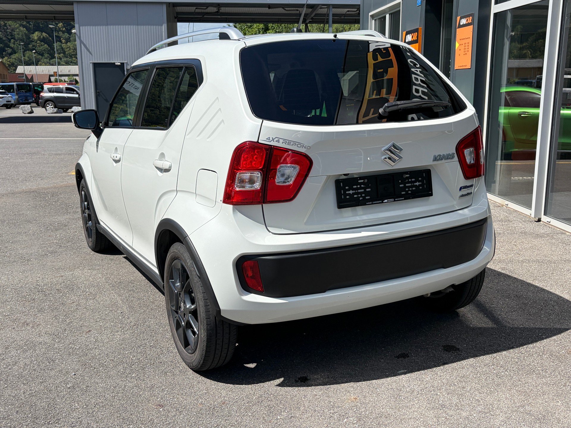 SUZUKI Ignis 1.2i Compact Top Hybrid 4x4-image-3