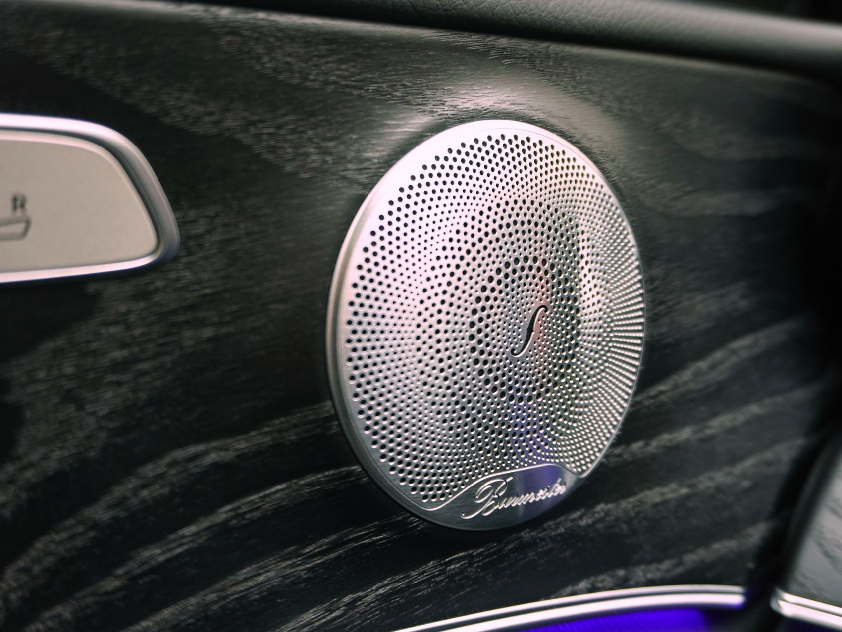 MERCEDES-BENZ E-Klasse E 220 d Swiss Star Avantgarde 4matic Kombi-image-15