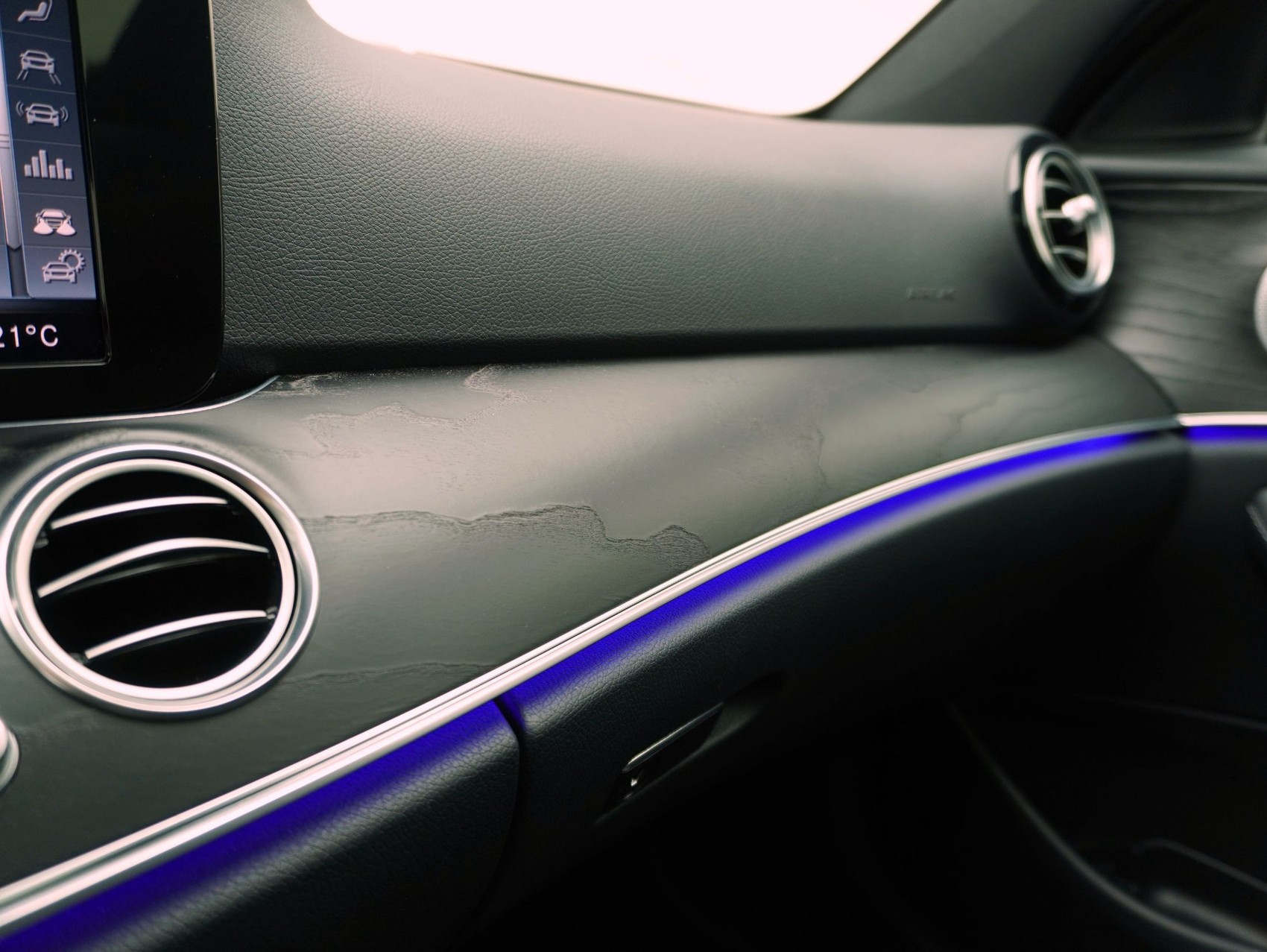 MERCEDES-BENZ E-Klasse E 220 d Swiss Star Avantgarde 4matic Kombi-image-18