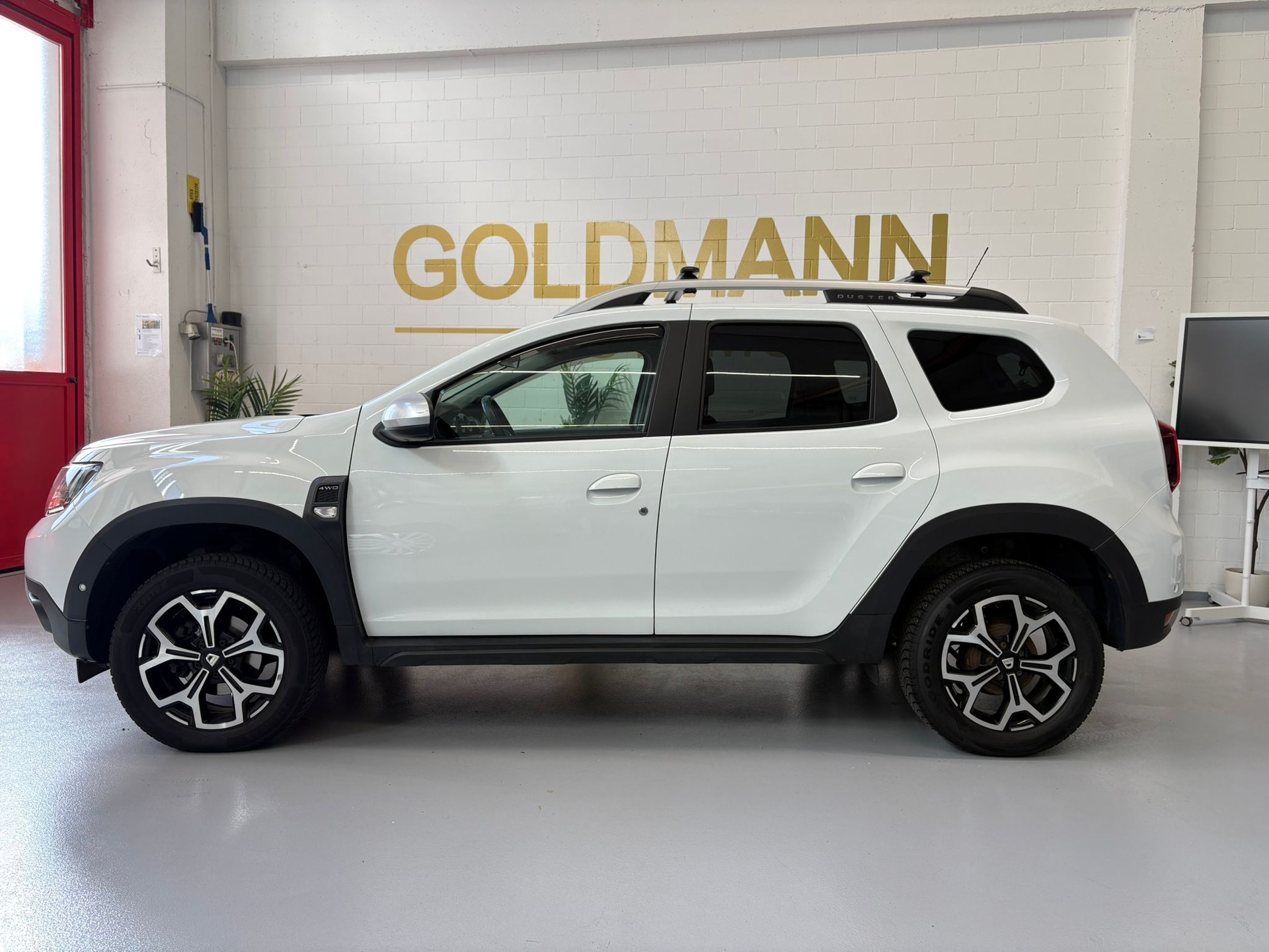 DACIA Duster dCi 115 Prestige 4x4-image-1