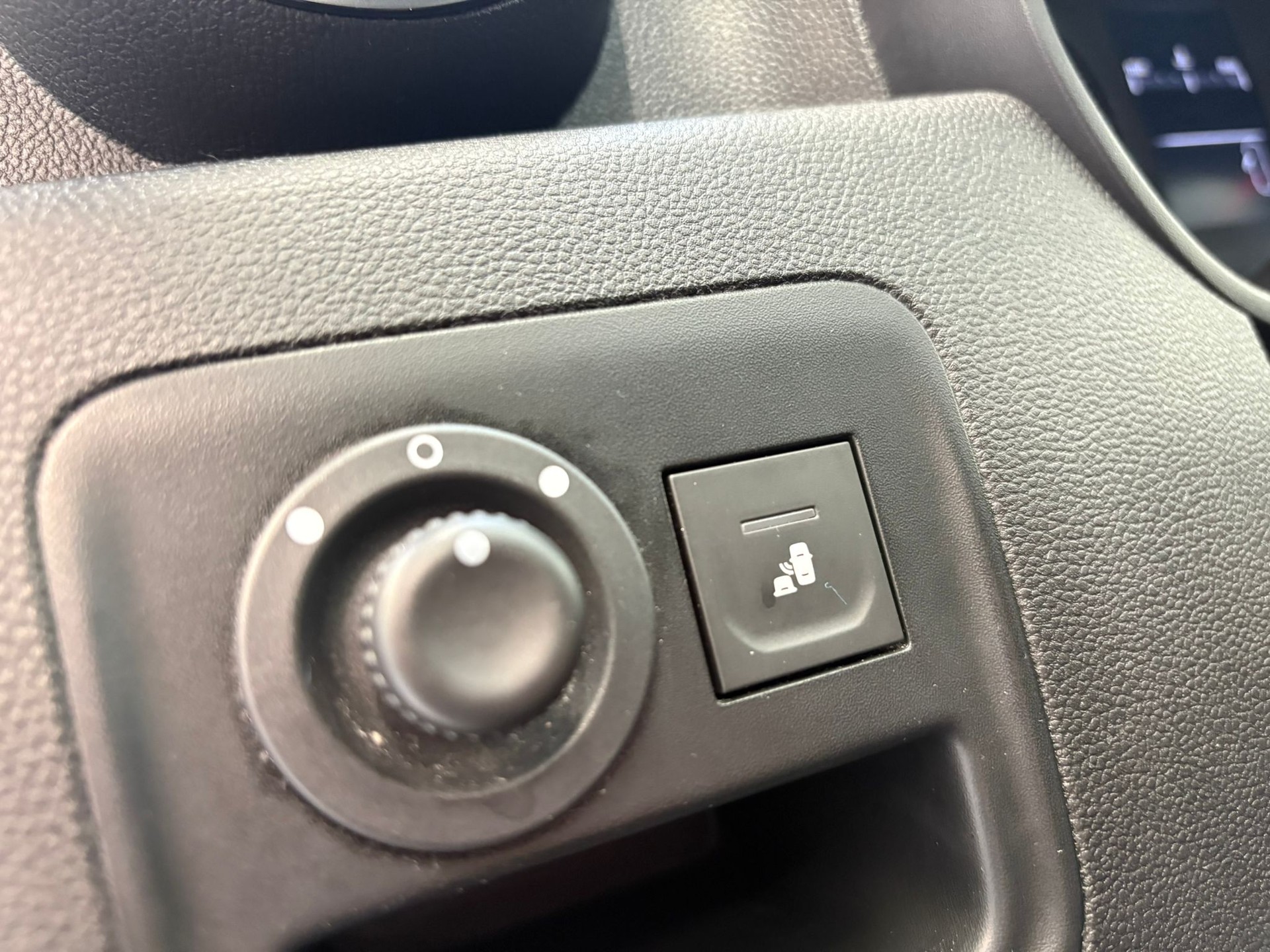 DACIA Duster dCi 115 Prestige 4x4-image-18