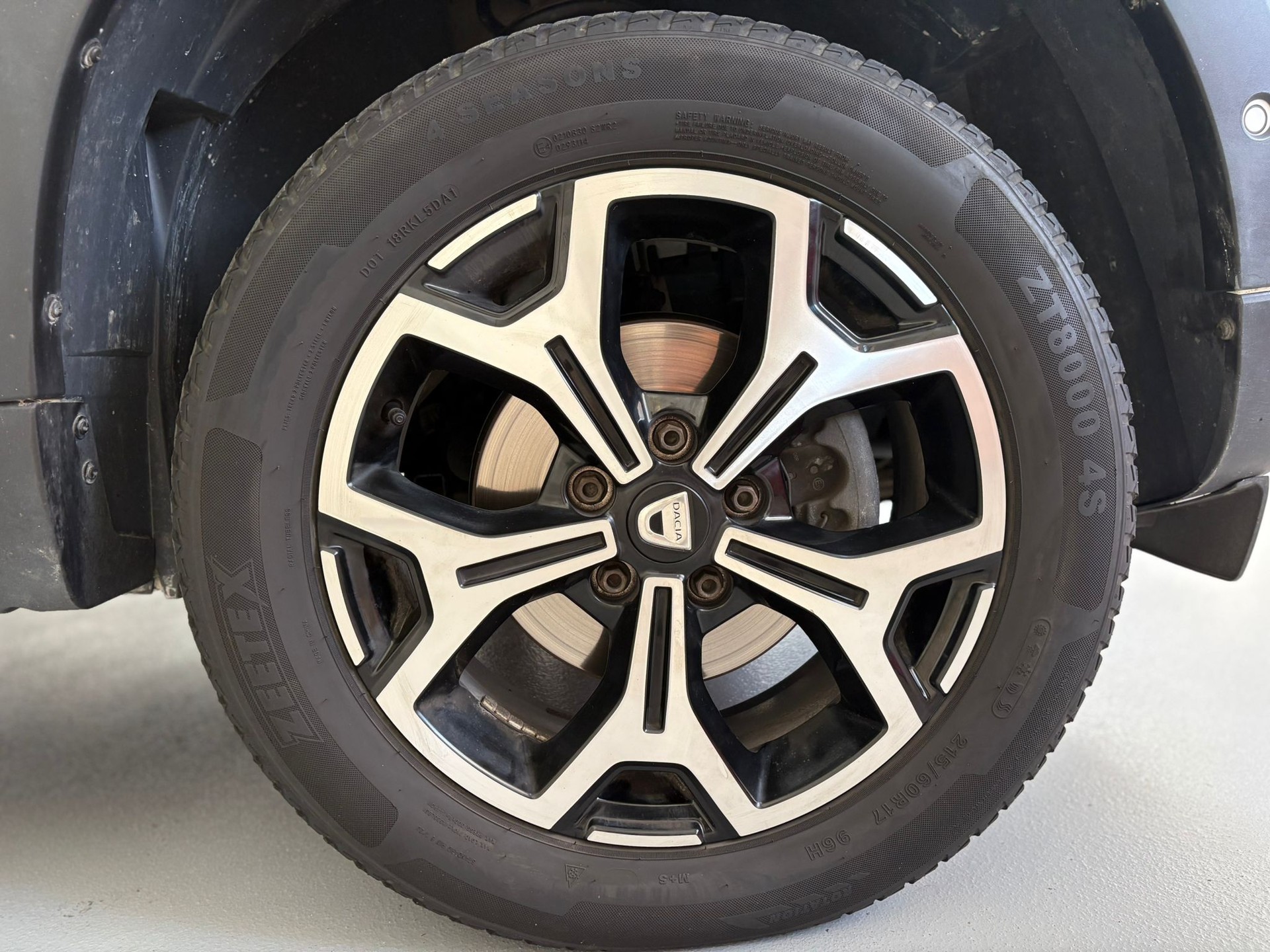 DACIA Duster dCi 115 Prestige 4x4-image-9