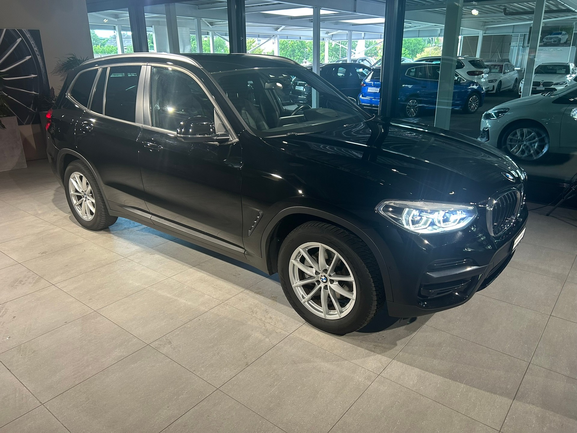BMW X3 xDrive 20i Steptronic-image-0
