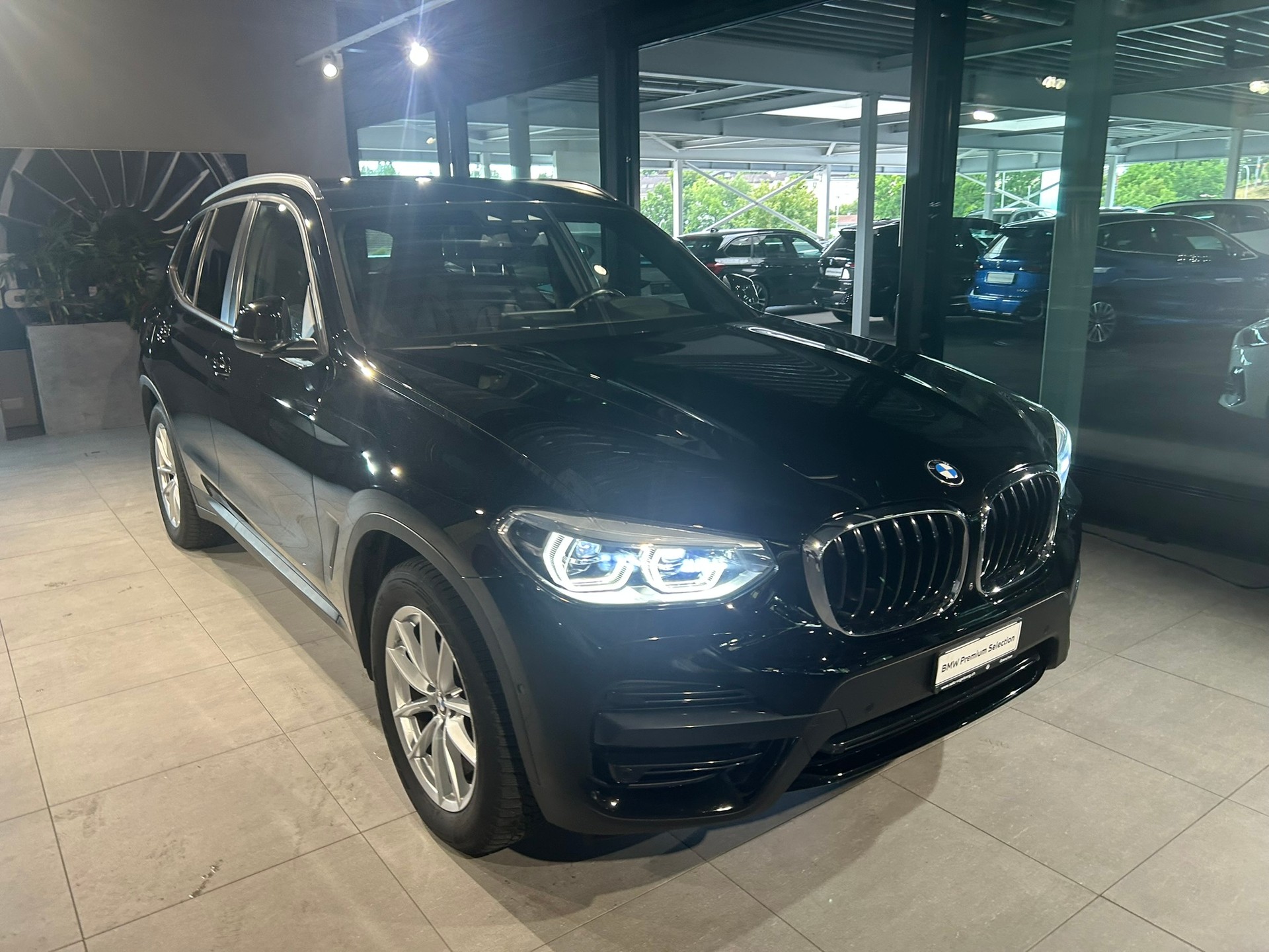BMW X3 xDrive 20i Steptronic-image-4