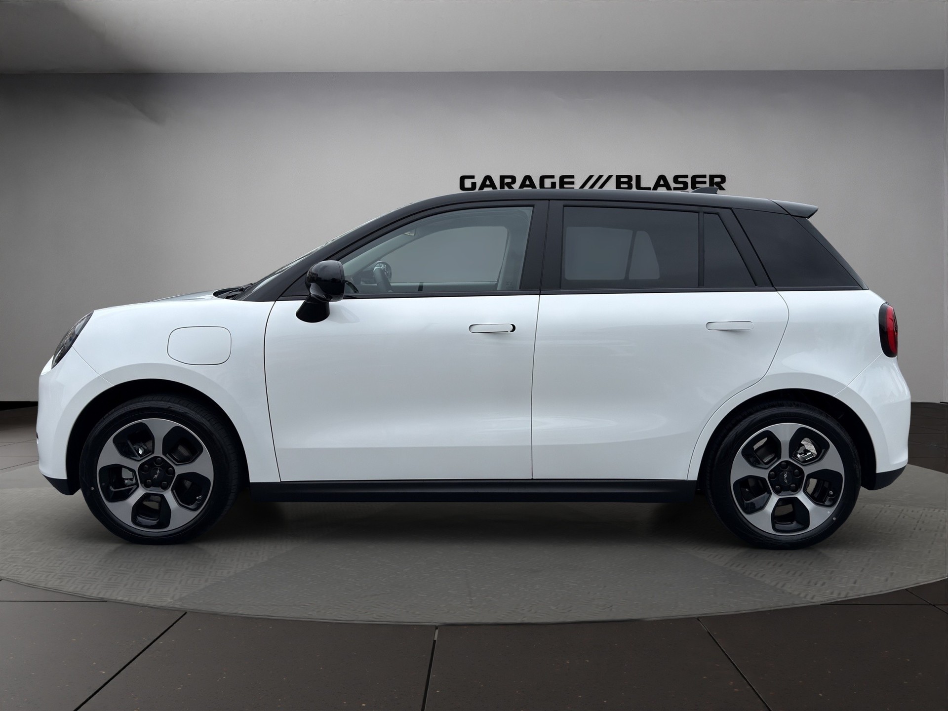 JAC E30X 51 kWh Flagship Pro+-image-1