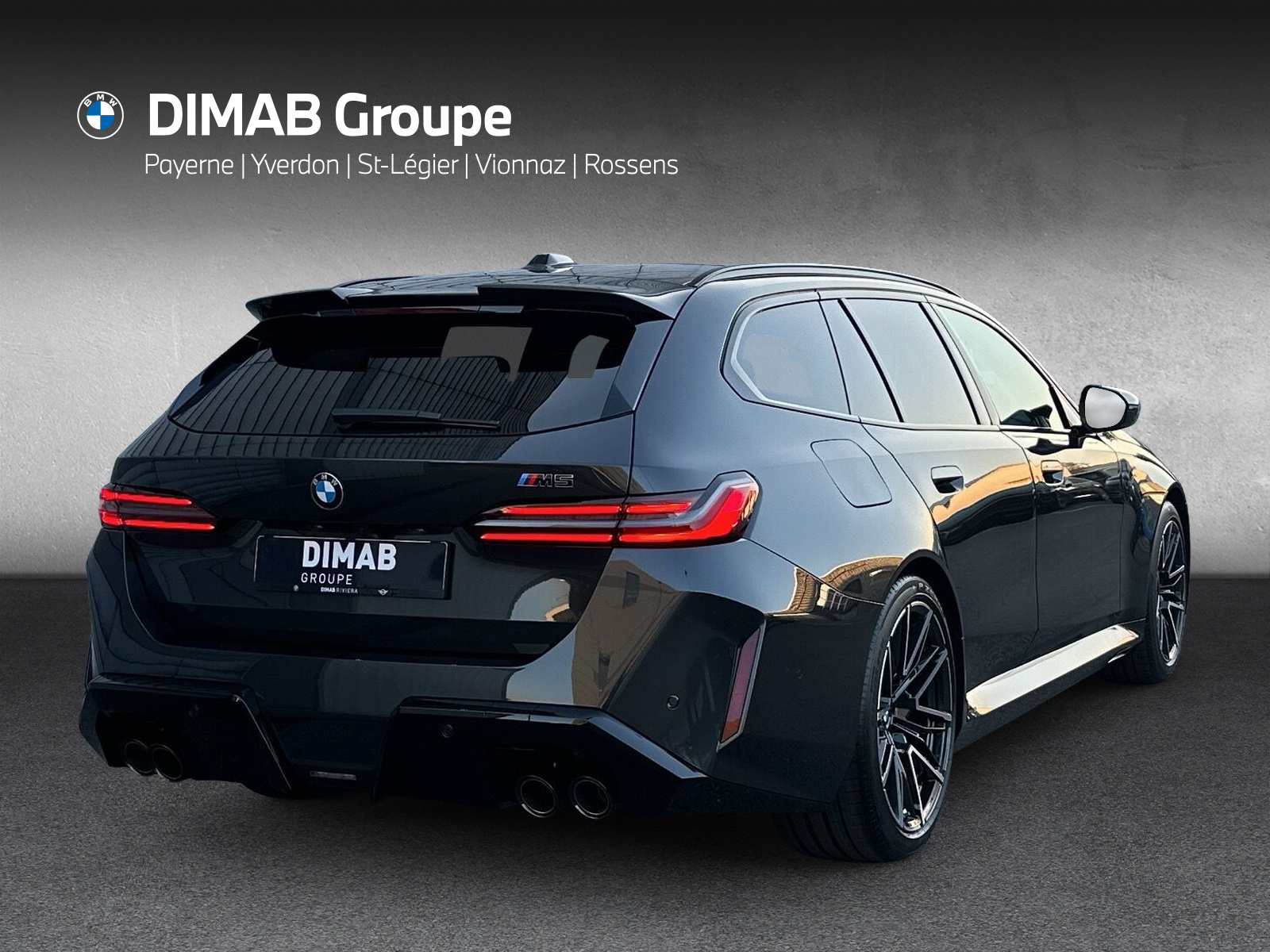 BMW M5 xDrive Touring-image-4