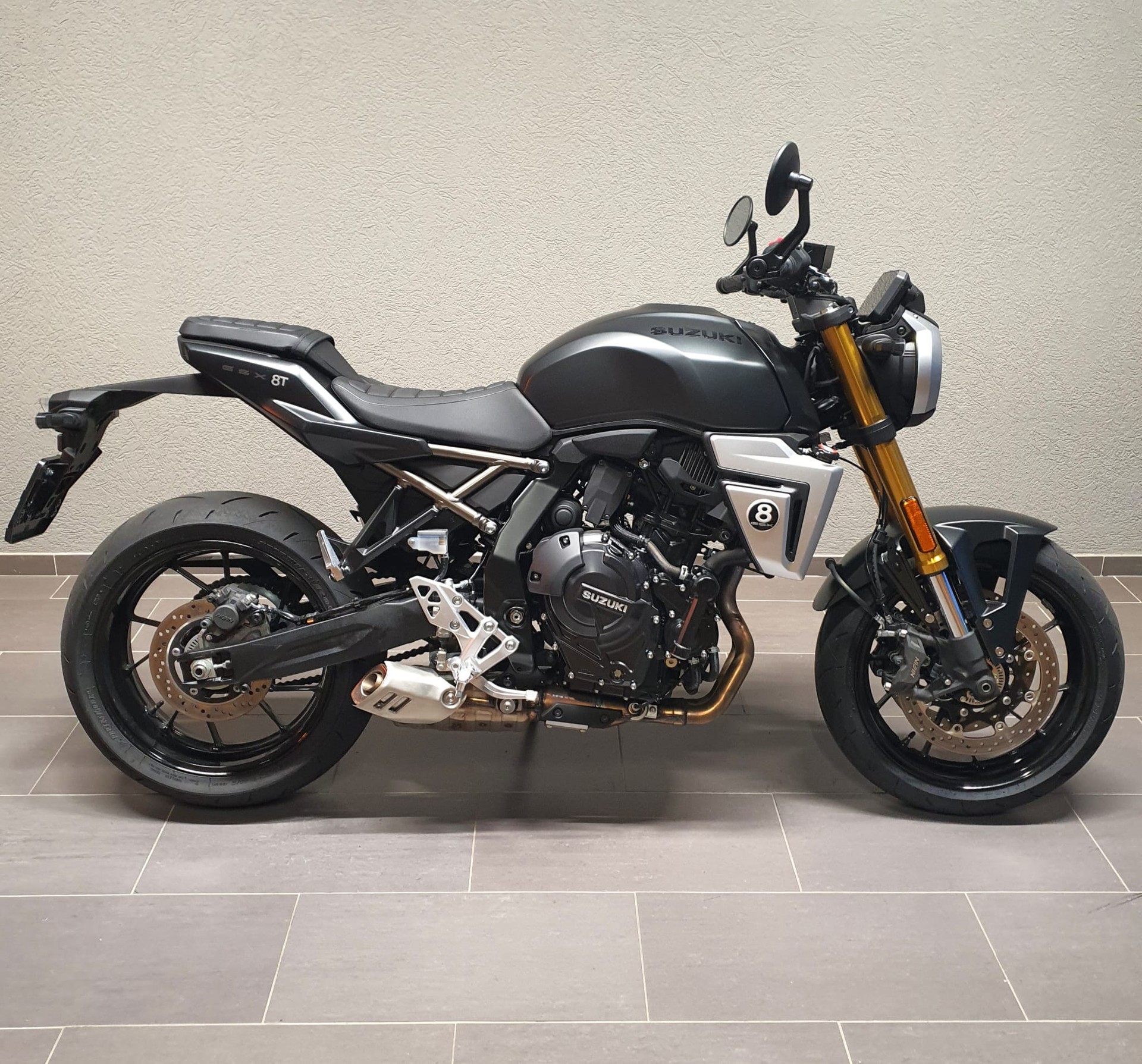 SUZUKI GSX-8T-image-1