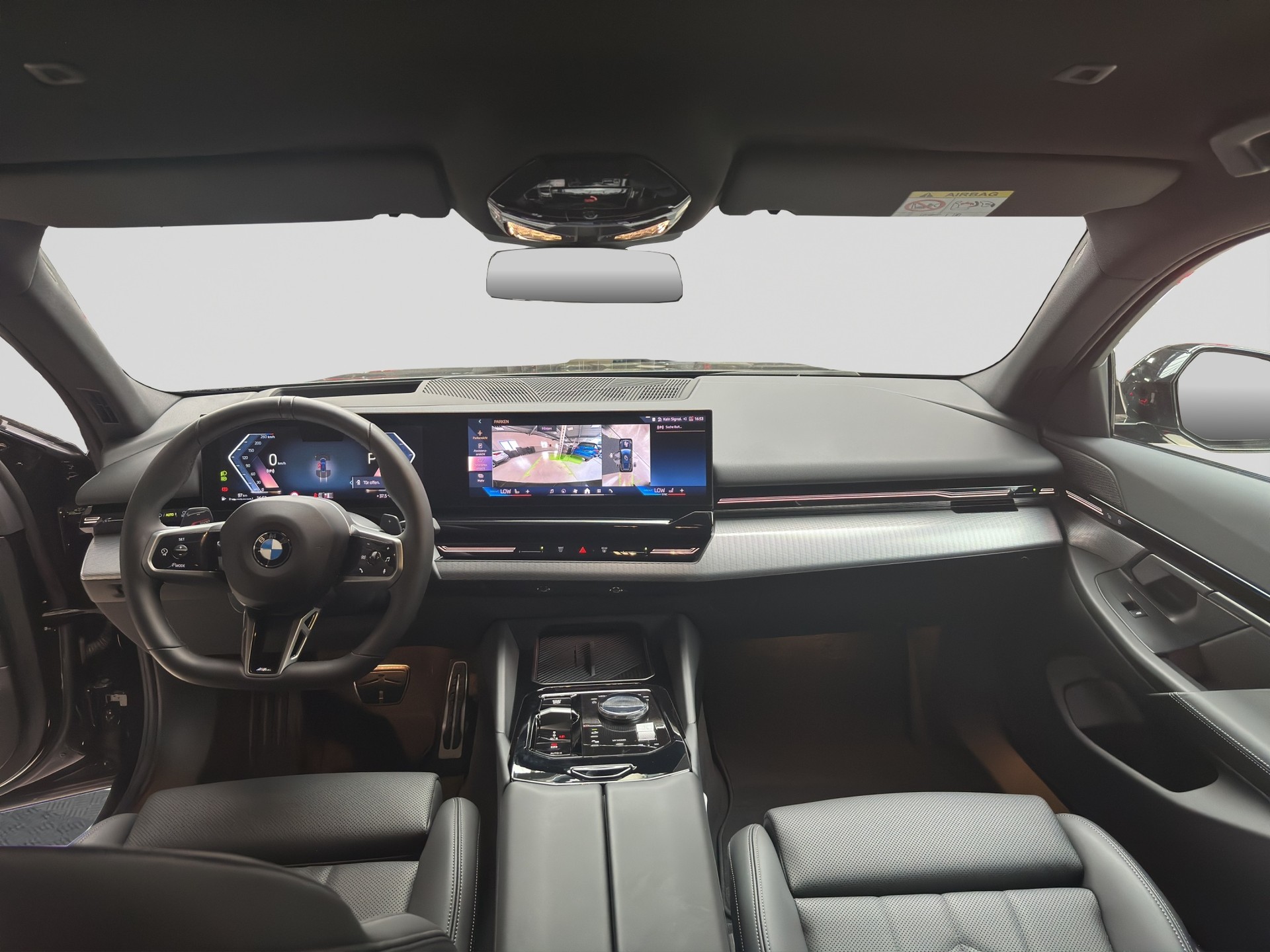 BMW 520i sDrive Touring M Sport Steptronic-image-14