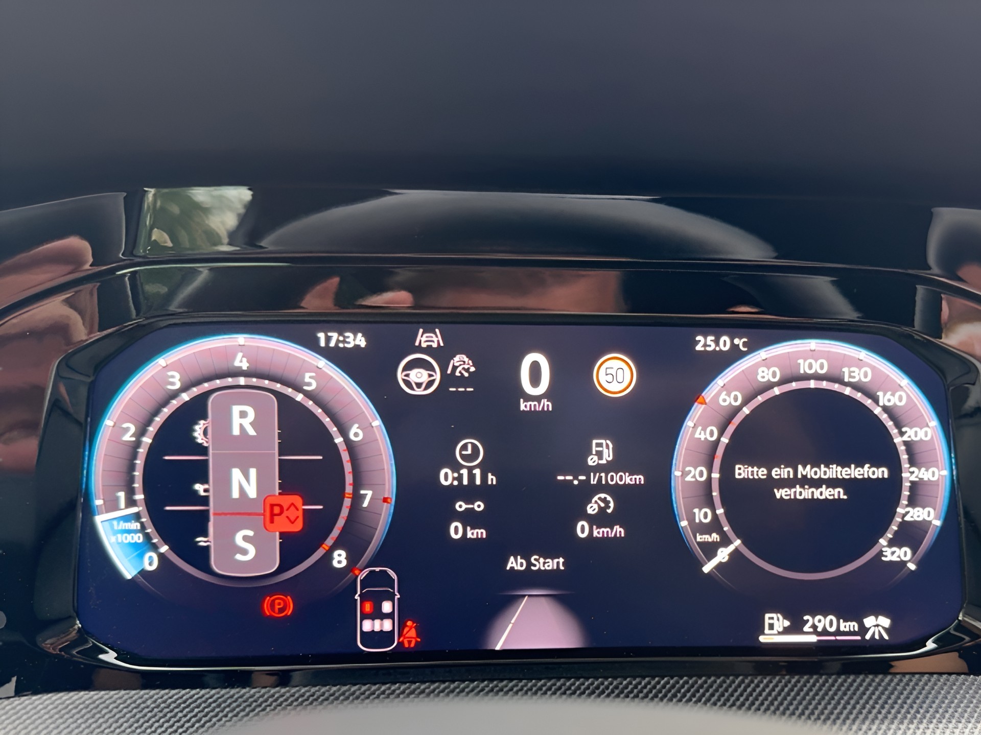 VW Golf 2.0 TSI R DSG 4 Motion-image-15
