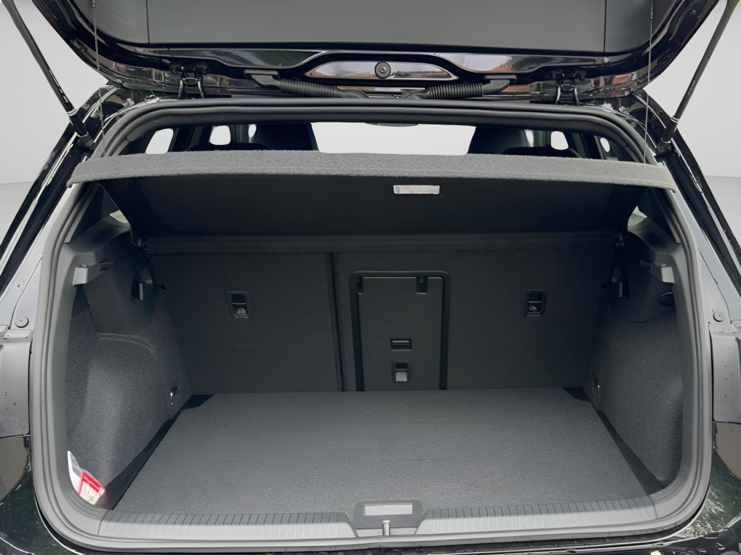 VW Golf 2.0 TSI R DSG 4 Motion-image-18
