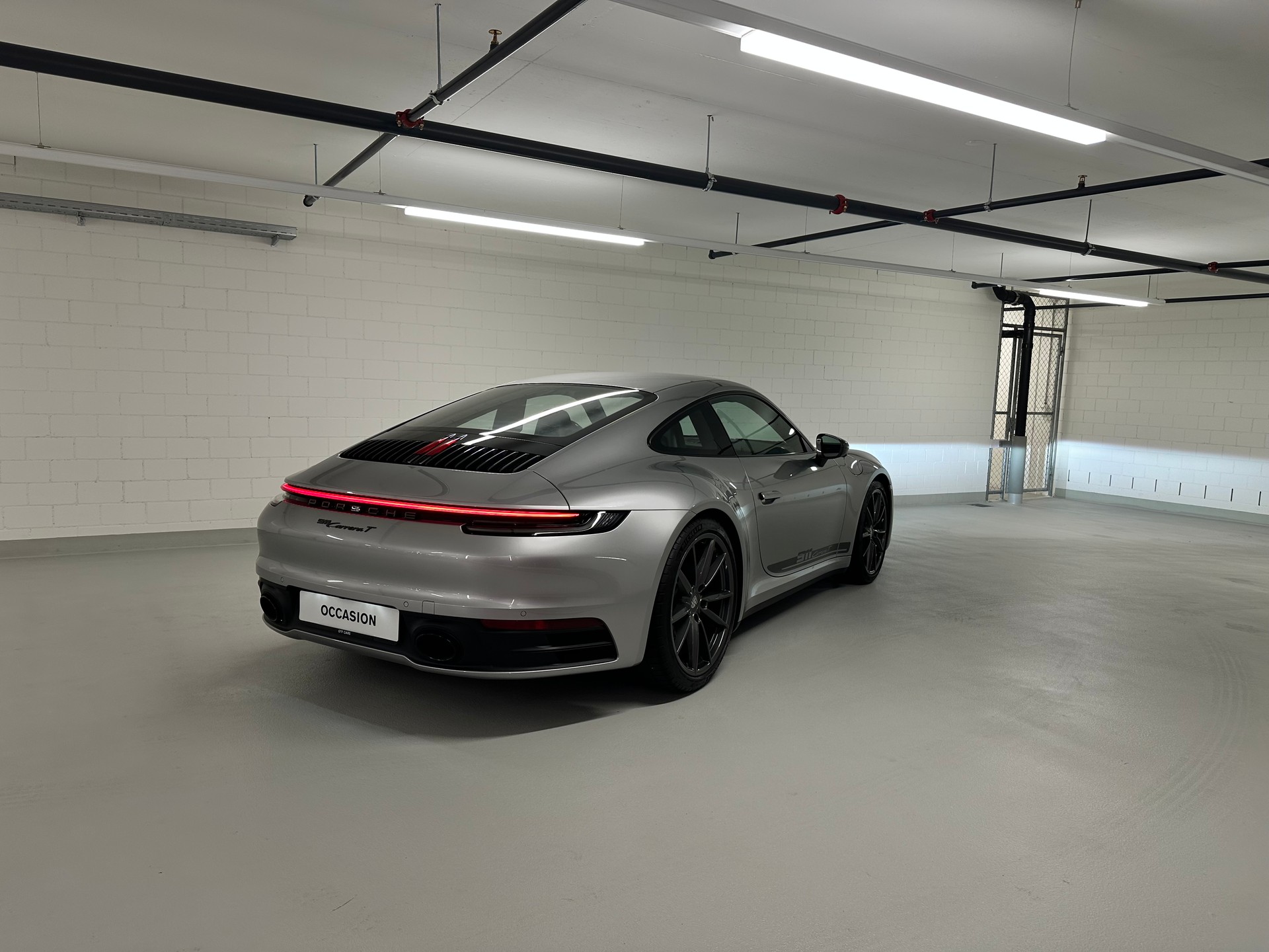 PORSCHE 3.0 Carrera T-image-2