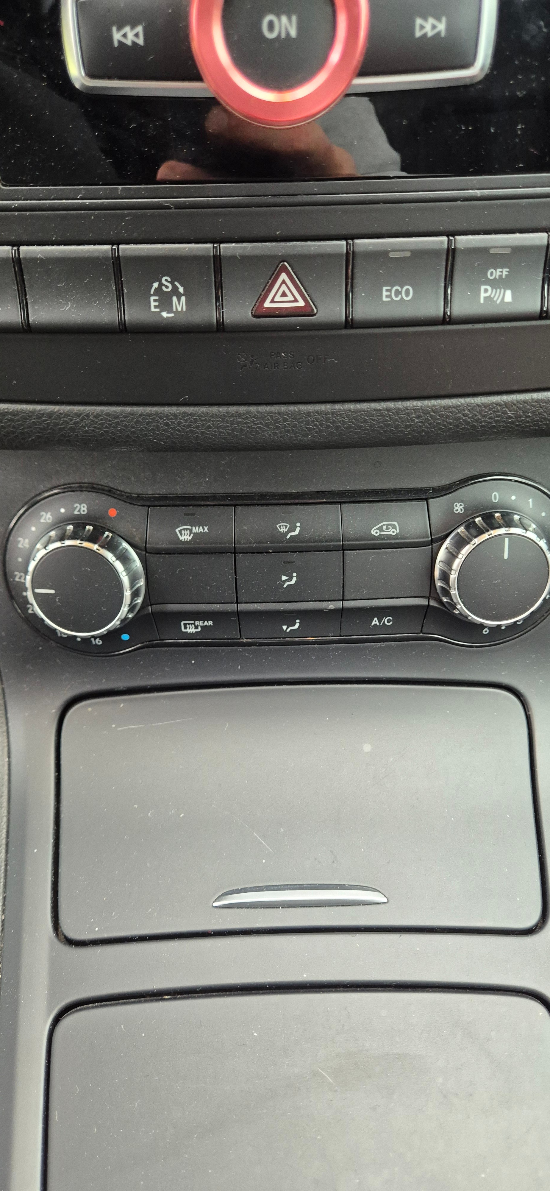 MERCEDES-BENZ B 180 BlueEF-image-1
