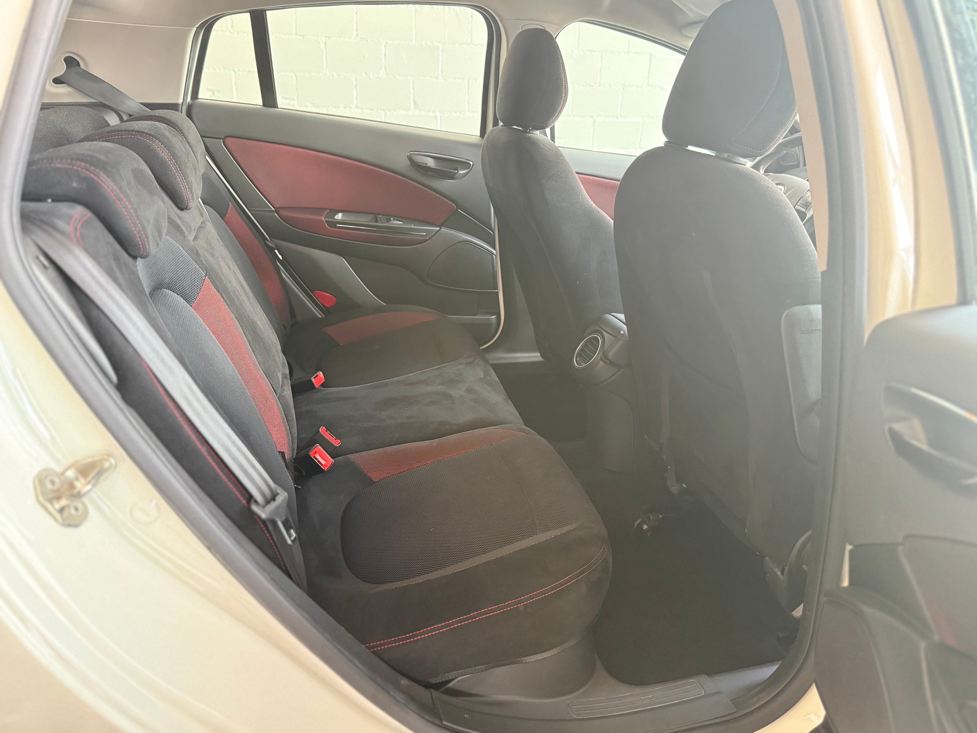 FIAT Bravo 1.4 16V Turbo Sport-image-8