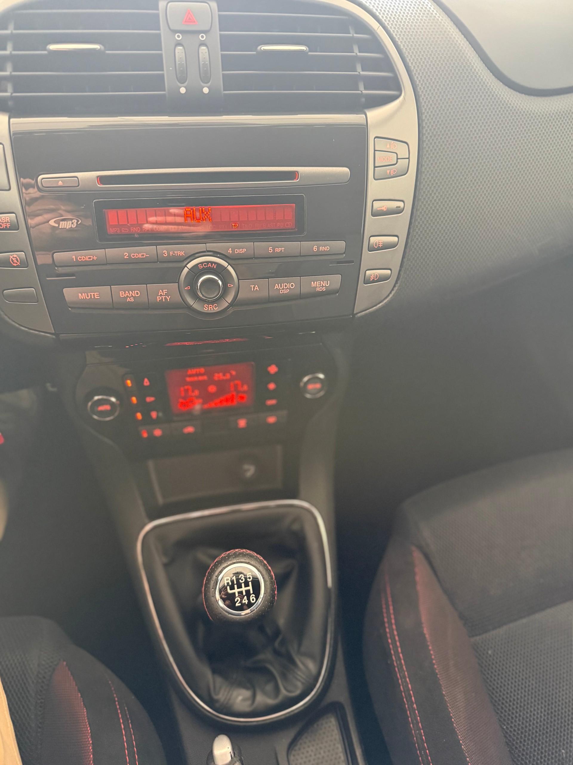 FIAT Bravo 1.4 16V Turbo Sport-image-12