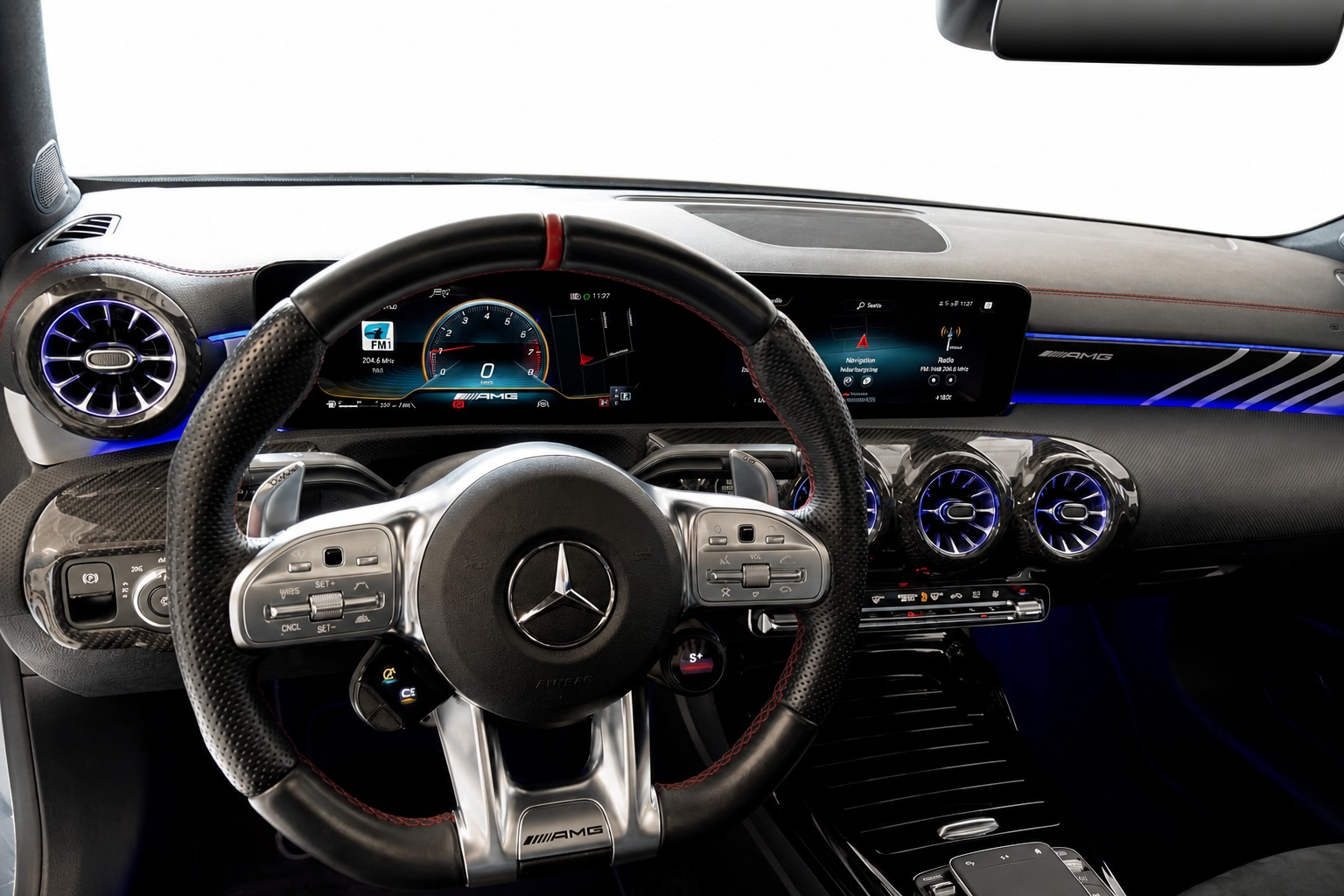 MERCEDES-BENZ CLA 35 AMG 4matic Premium Plus-image-12