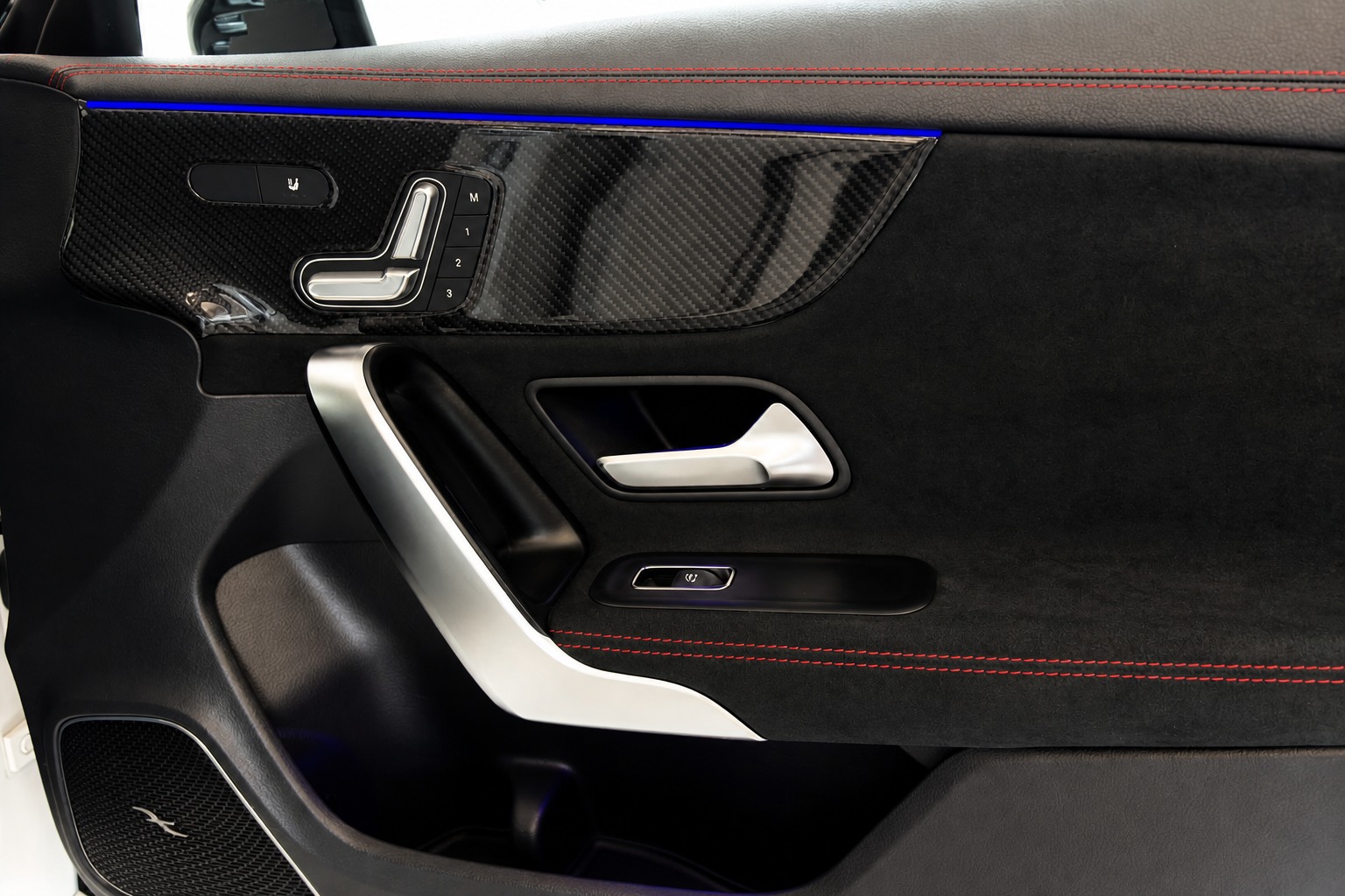 MERCEDES-BENZ CLA 35 AMG 4matic Premium Plus-image-21
